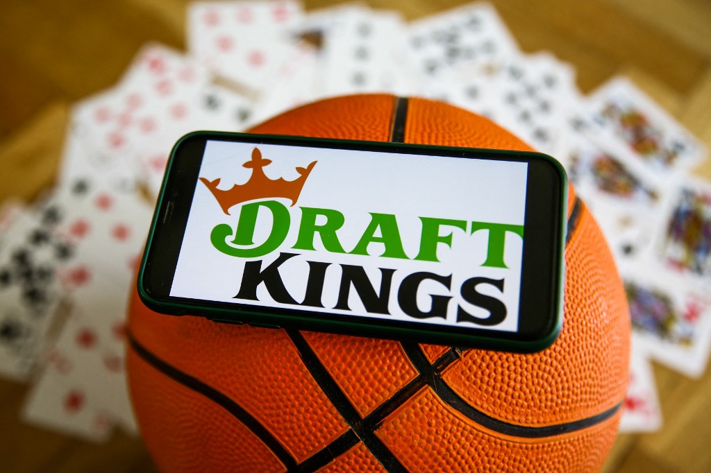 DraftKings Taking Over Sports Betting Market Share from Competitors