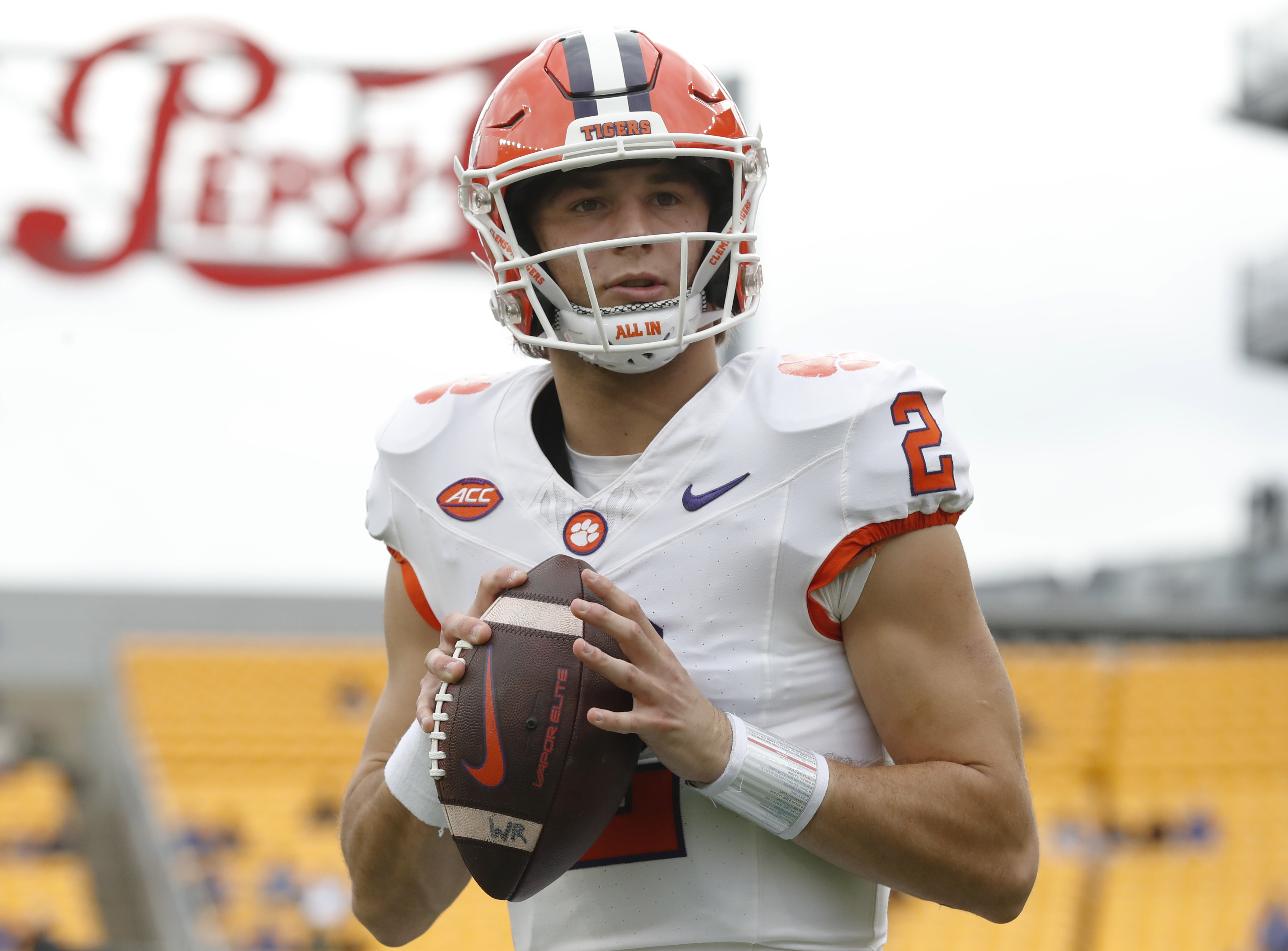 College Football Betting Trends for Week 1: CFB Moneyline, Spread & O/U Betting Trends