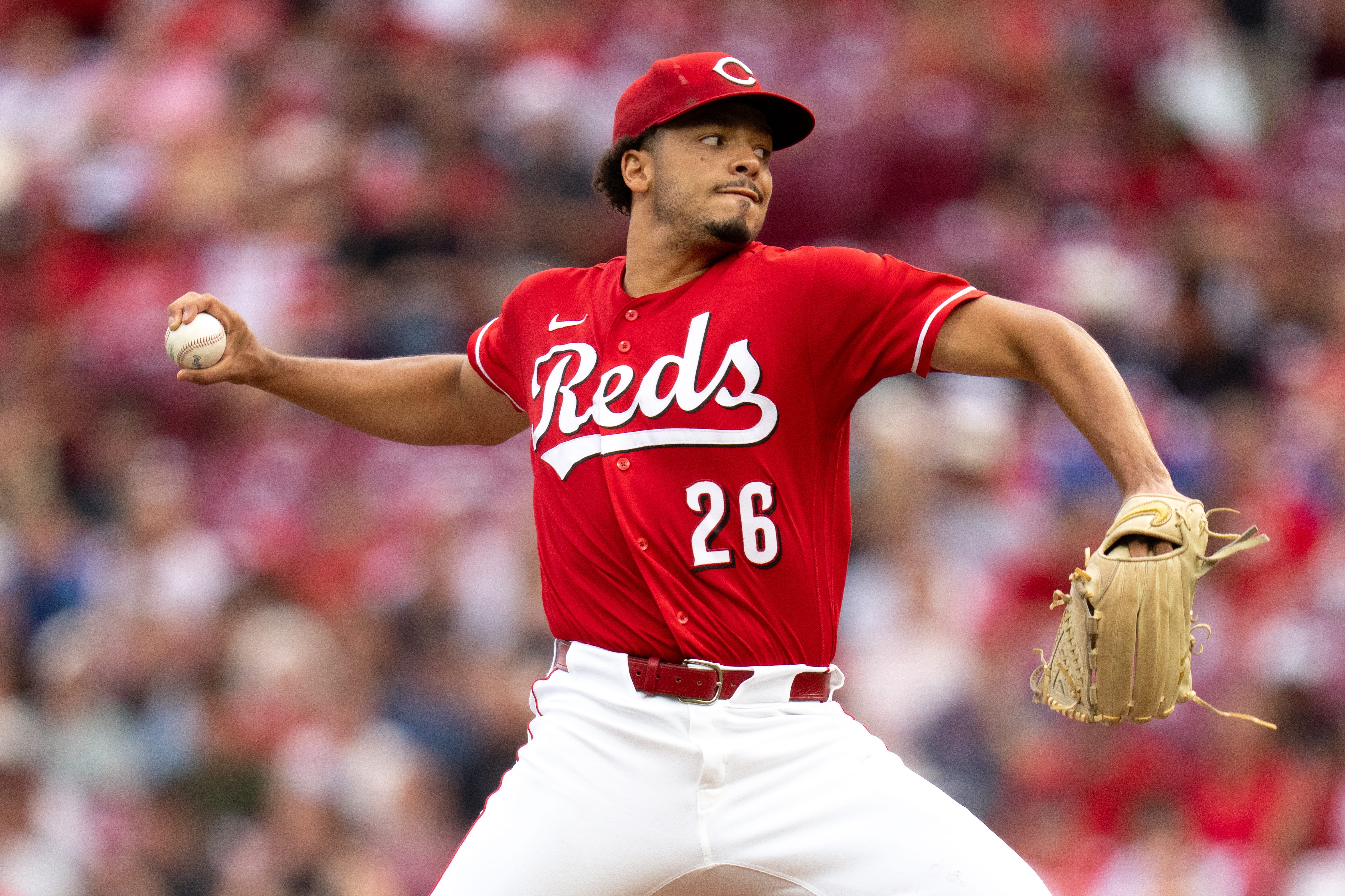 Cincinnati Reds pitcher Chase Burns (26) pitches as we break down the Reds vs. Dodgers win probability.