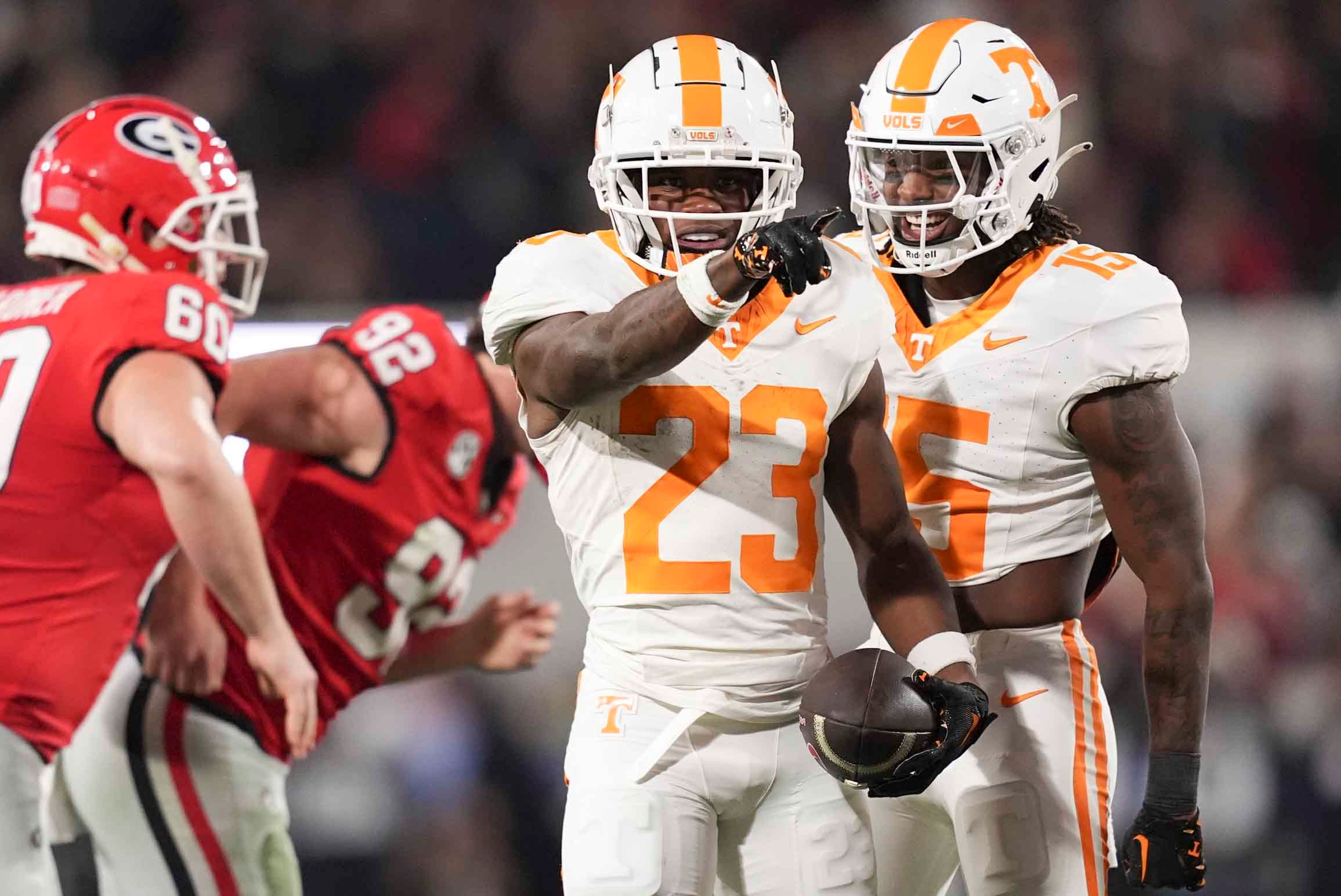 Syracuse vs. Tennessee Prediction, Odds & Expert Picks: College Football Week 1 Best Bets