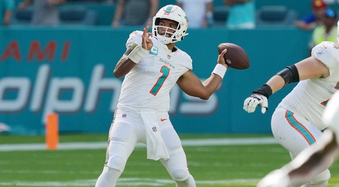 Dolphins-Bears: Tua Tagovailoa, Miami edge Justin Fields, Chicago