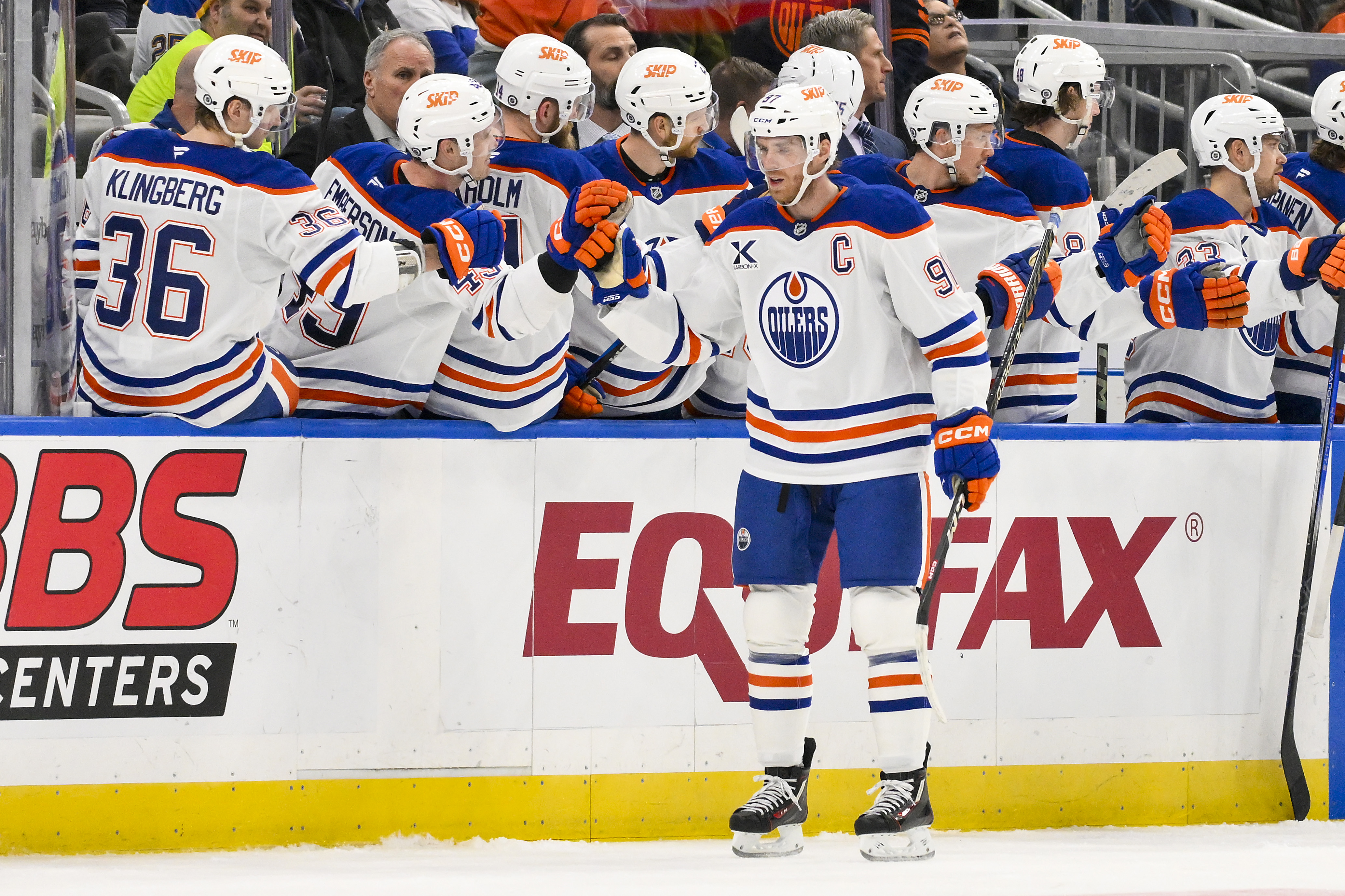 Oilers vs. Blackhawks Prediction, Picks & Player Props for Tonight's NHL Game