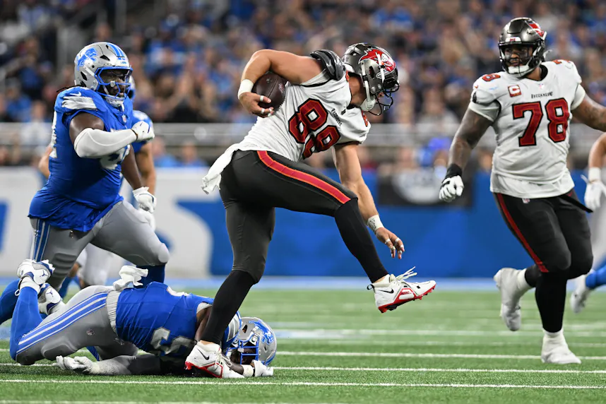 Tampa Bay Buccaneers tight end Cade Otton (88) runs the ball as we make our anytime touchdown scorer predictions for MNF.
