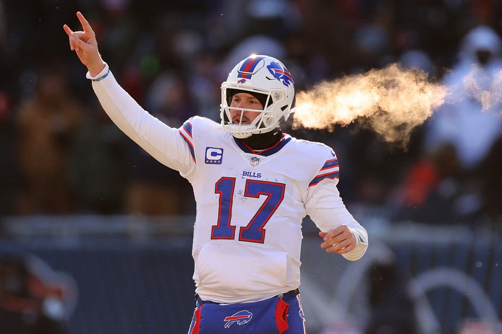 Josh Allen predictions: Prop bet picks and why he'll go over on passing  yards, TDs in 2022 NFL season - DraftKings Network
