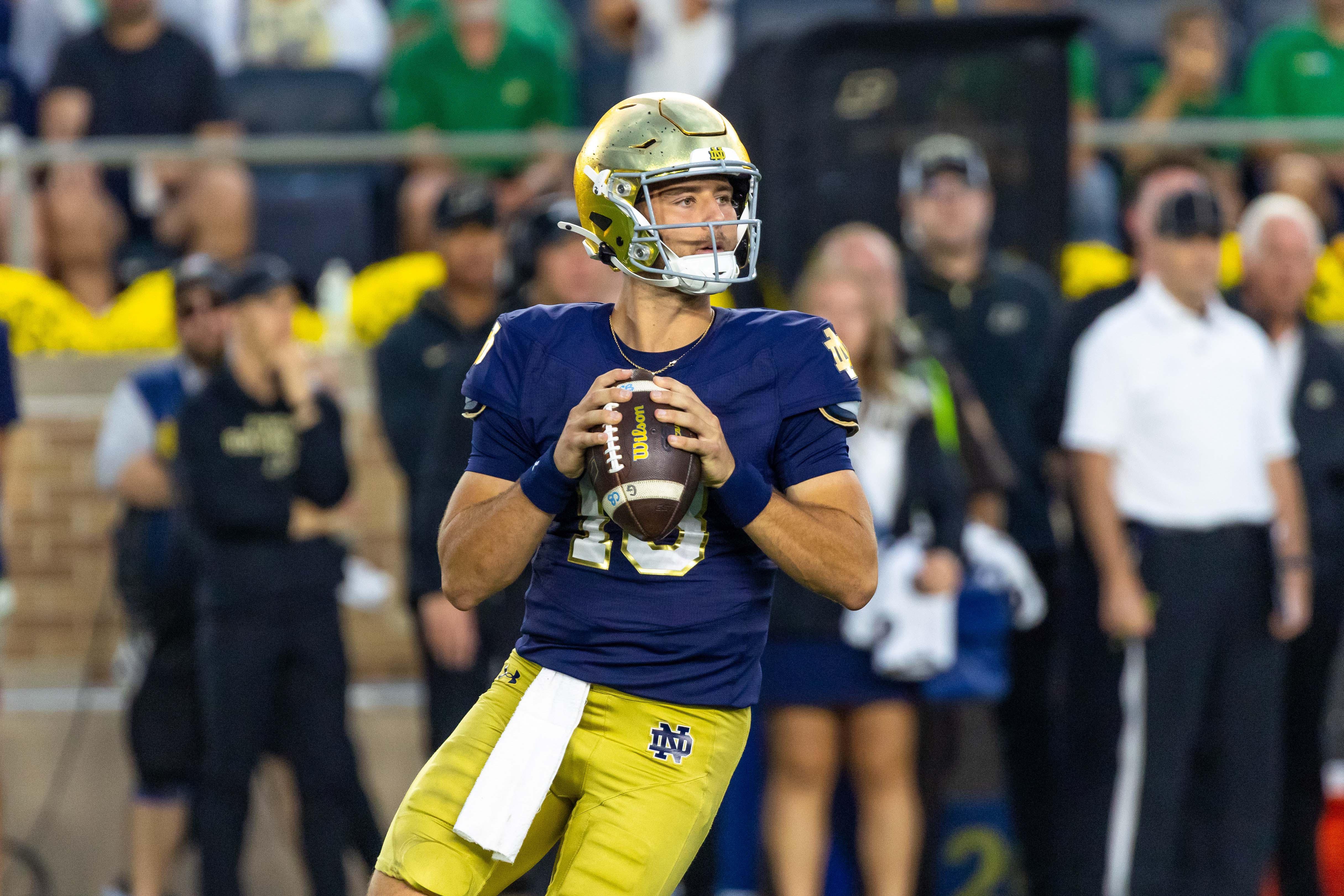 Boise State vs. Notre Dame Prediction: College Football Early Picks & Betting Odds