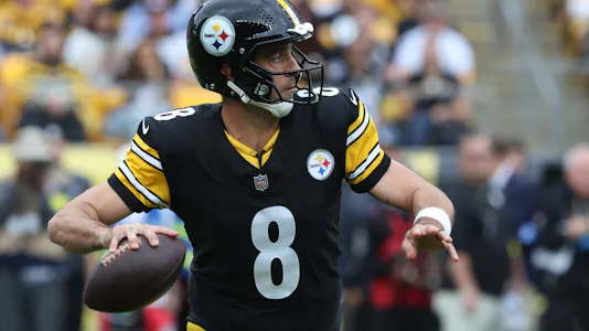 Pictured: Pittsburgh Steelers quarterback Aaron Rodgers (8) passes as we offer our Packers vs. Steelers prediction.