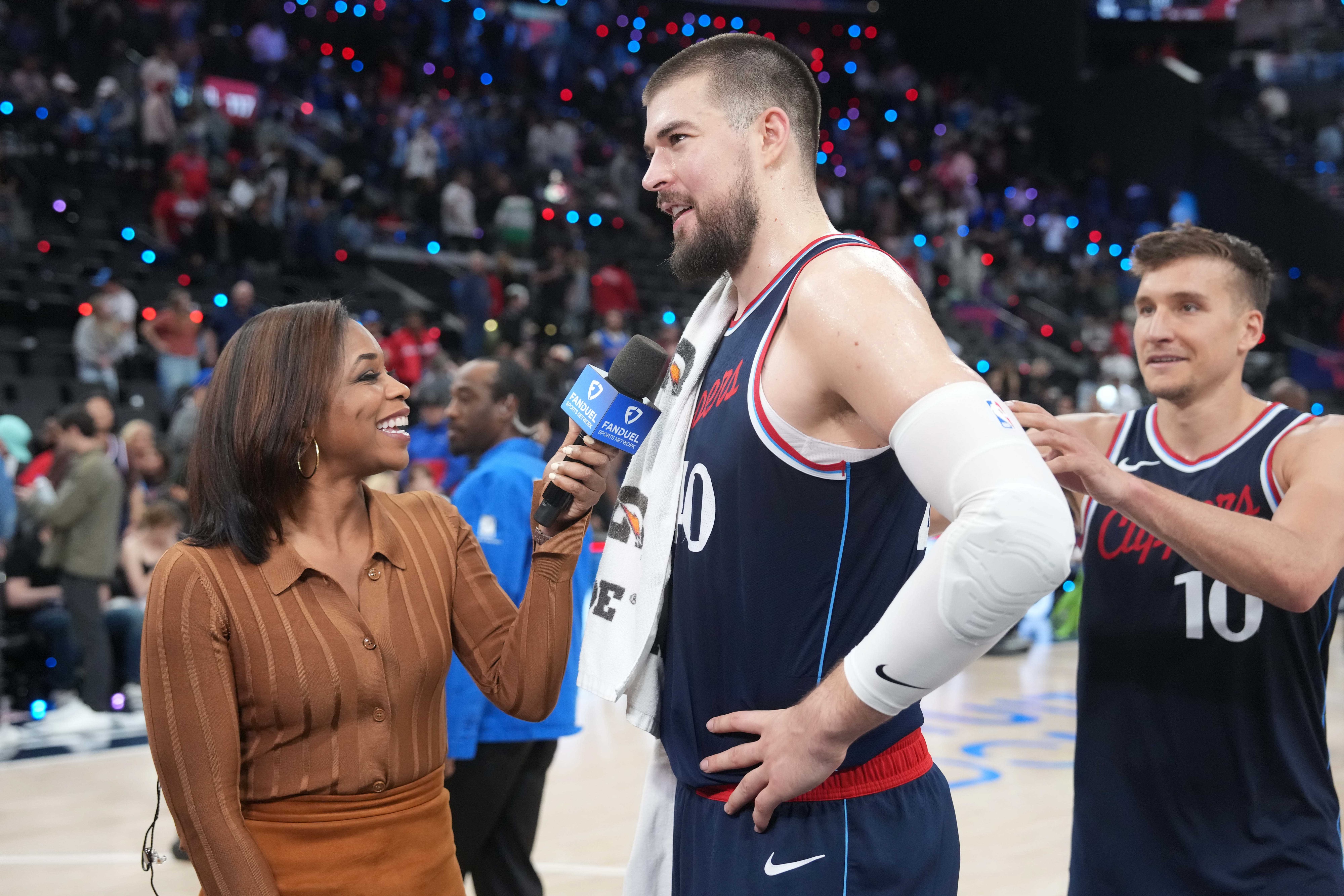 FanDuel Sports Network to Stream Local NBA and NHL Games on Major Platforms