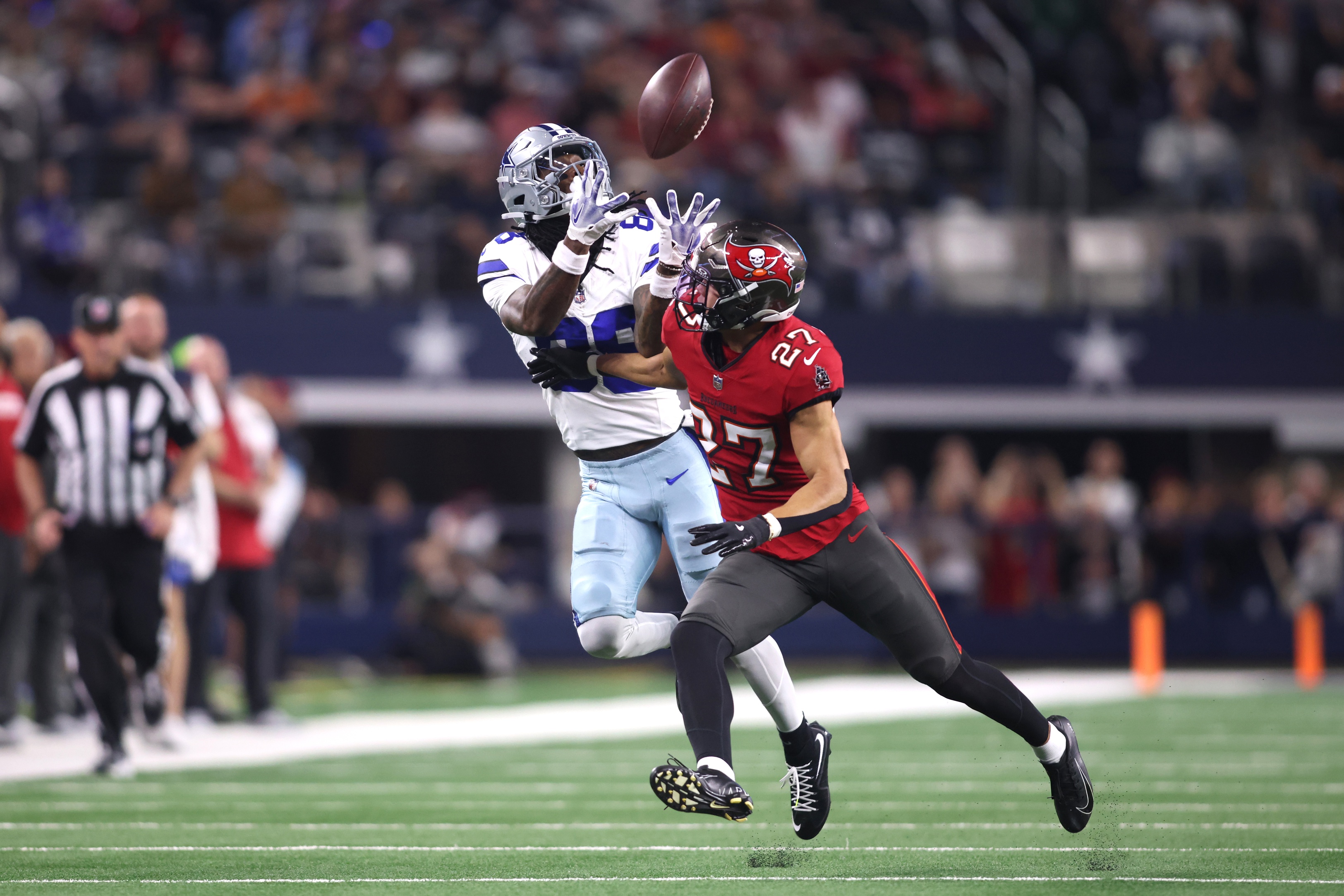 Best NFL Player Prop Bets 2025: CeeDee Lamb, Caleb Williams, Mike Evans Expert Picks 