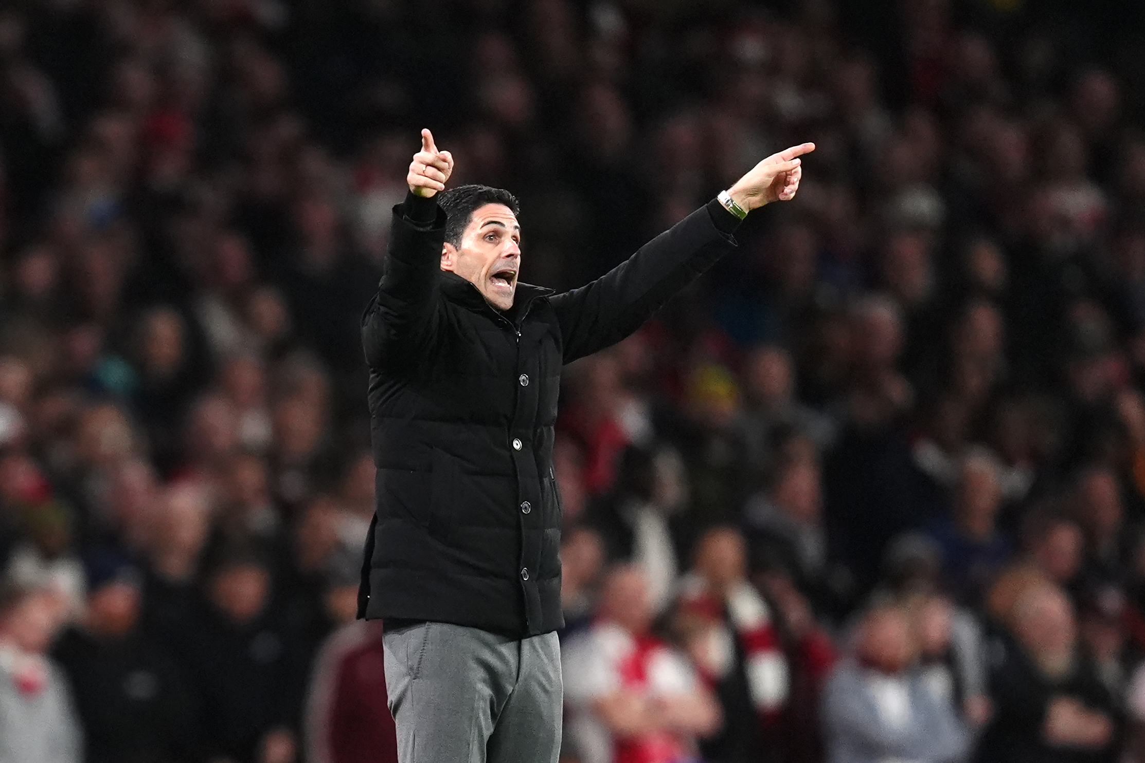 Arsenal manager Mikel Arteta gestures on the touchline as we offer our Premier League Odds & Predictions.