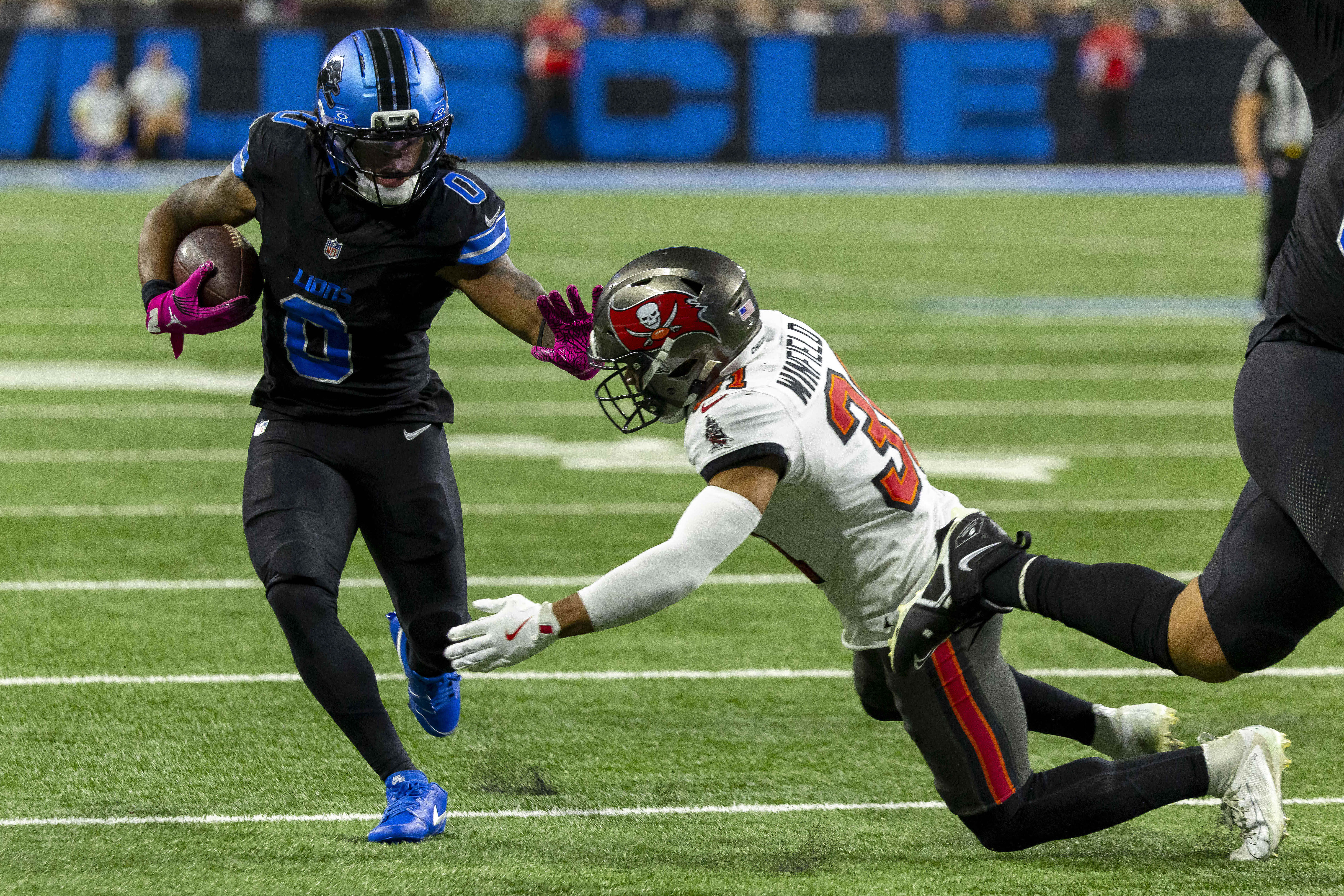 Best Vikings vs. Lions Player Props & TD Picks for NFL Week 9