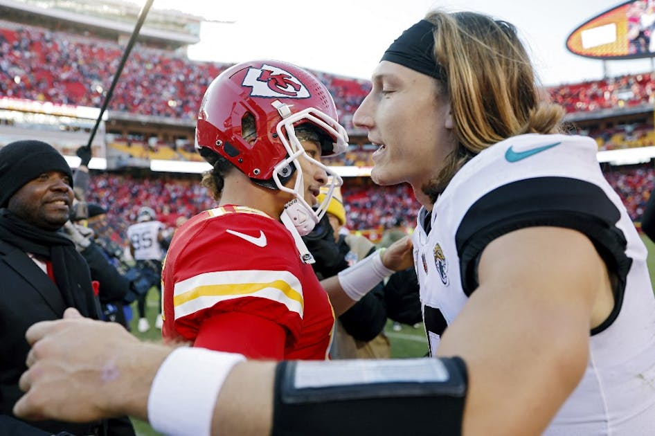 Jaguars-Chiefs Lawrence vs. Mahomes Player Prop Picks, Predictions  Divisional Round: Who Wins QB Battle?
