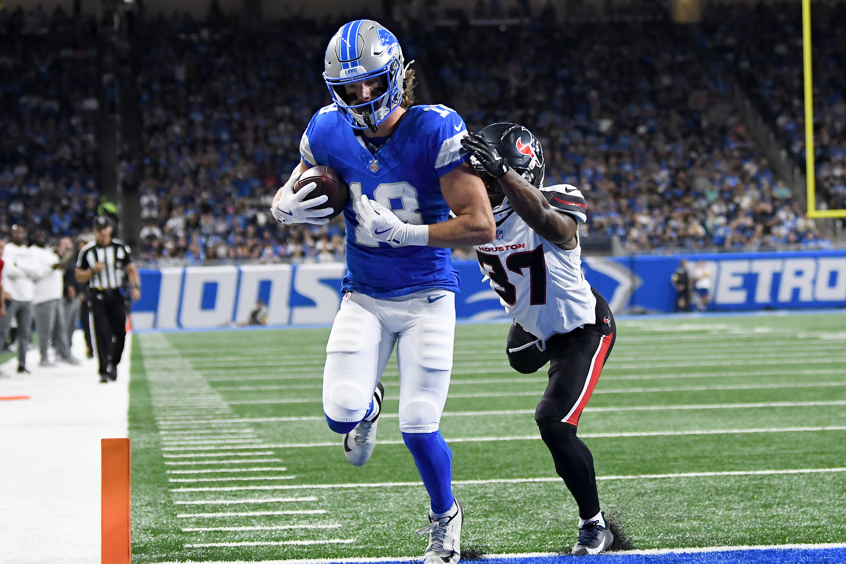 Anytime Touchdown Scorer Predictions for Thursday Night Football: Cowboys vs. Lions TD Picks