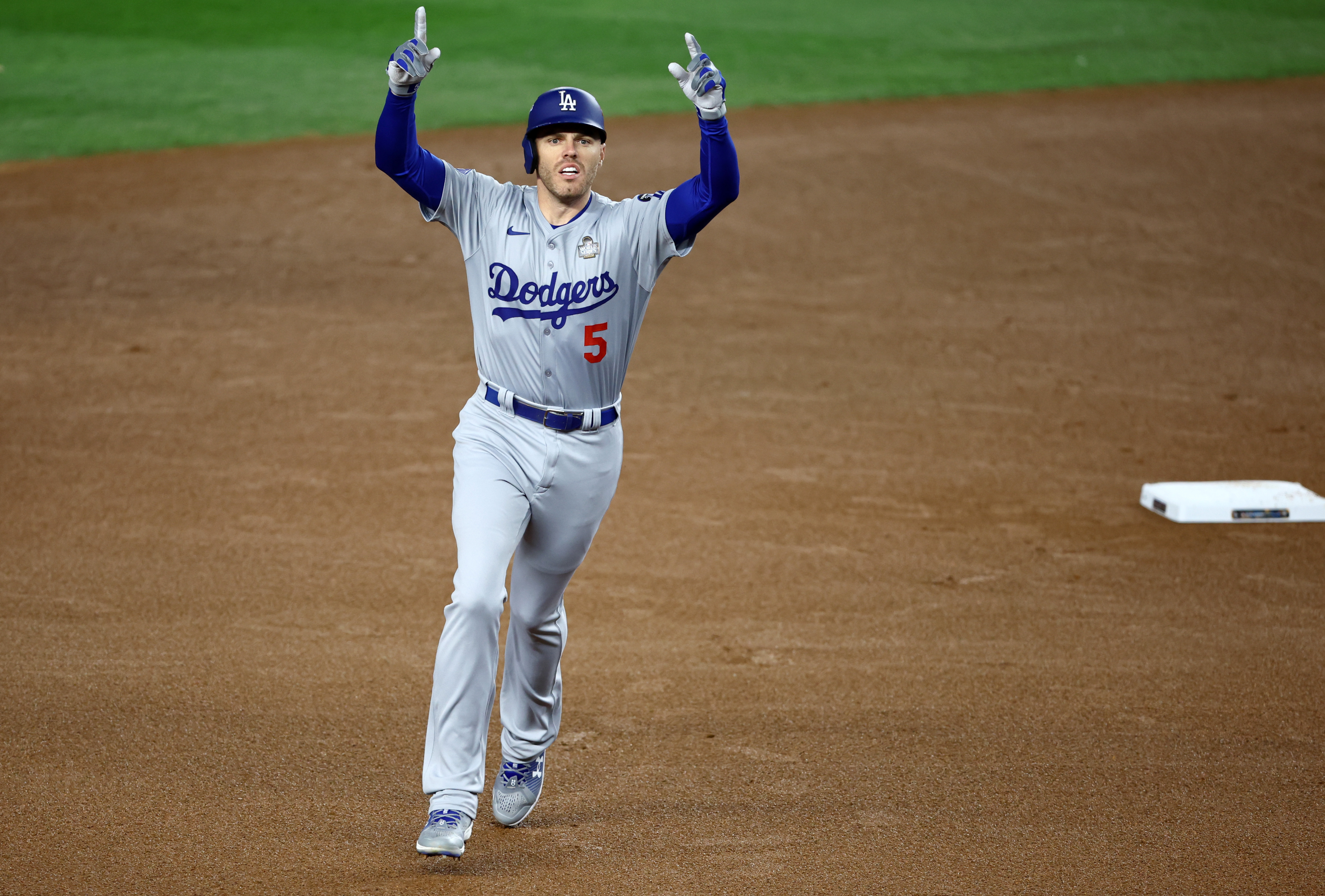 Dodgers vs. Yankees Player Props Tonight: World Series Game 4 Odds & Prop Bets