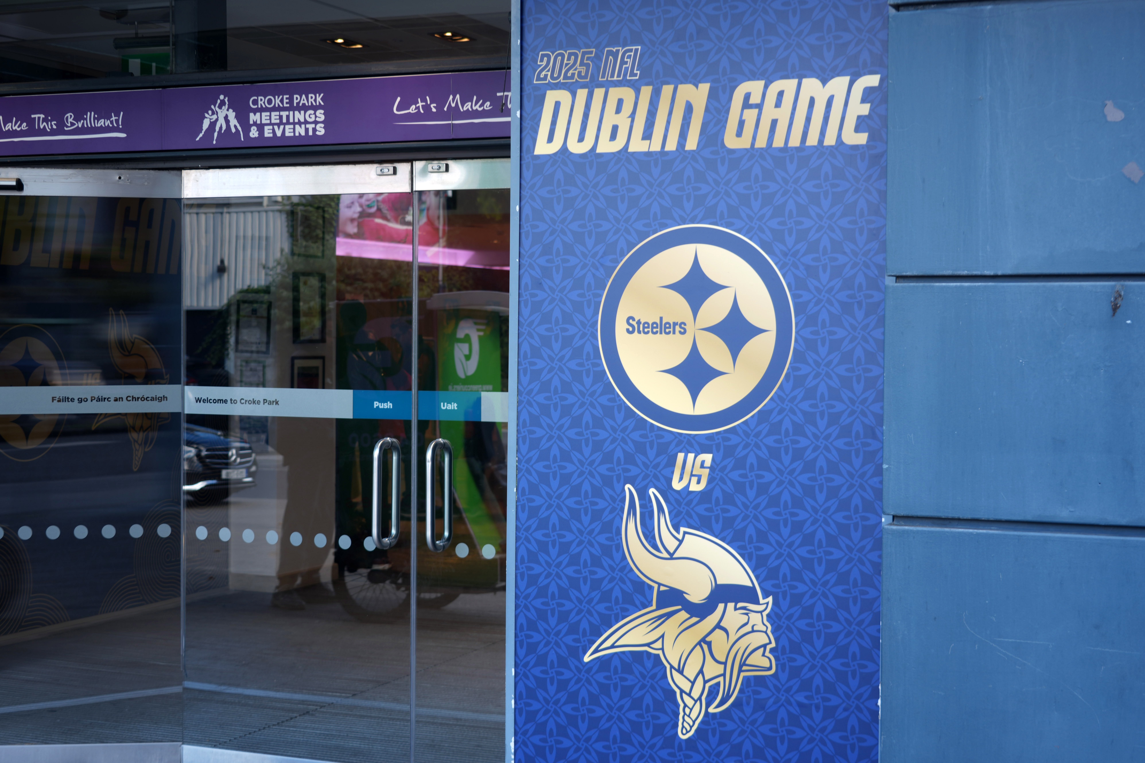 NFL Odds, Spreads, and Totals: Betting Lines for Every Week 4 Game