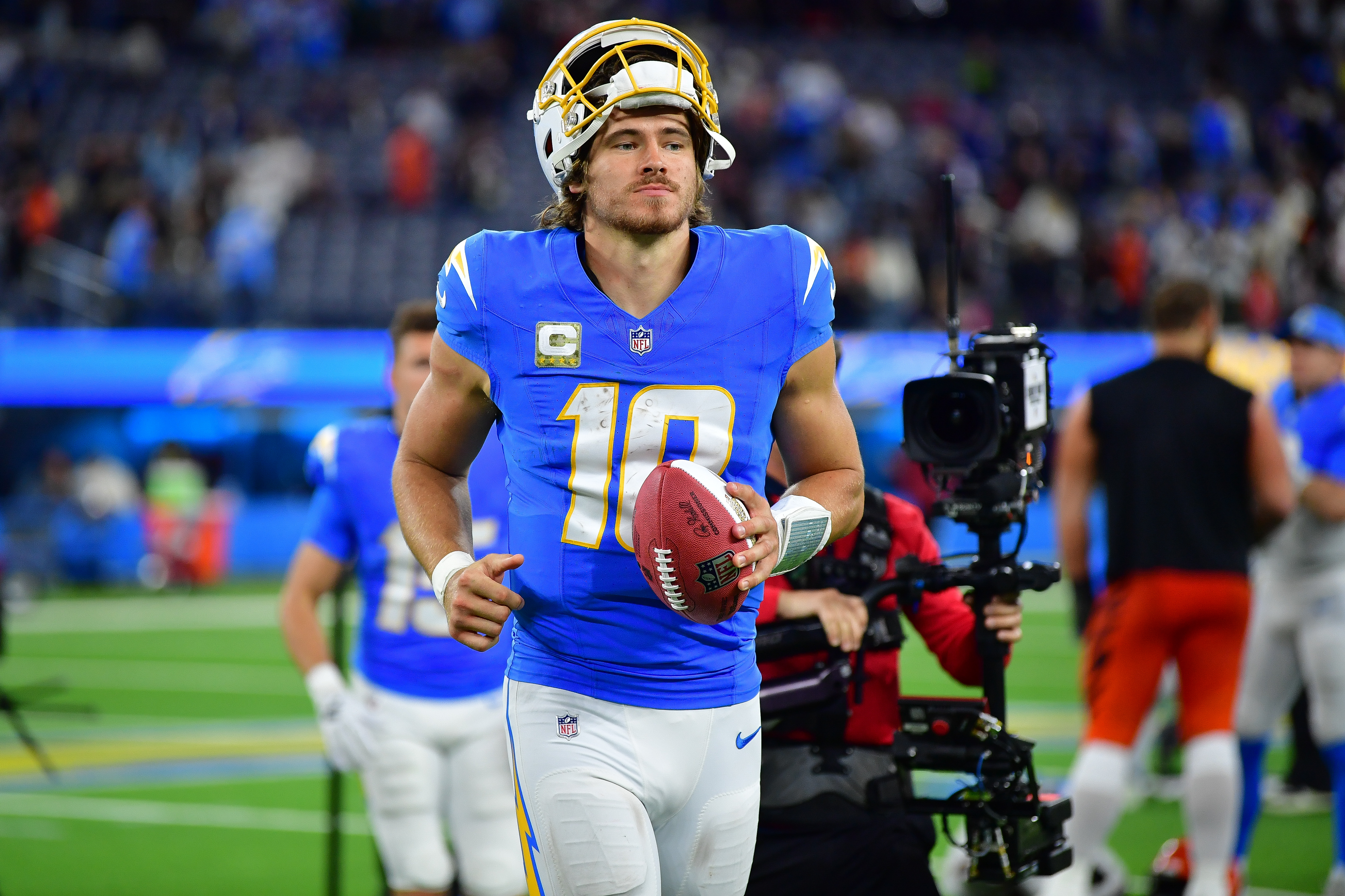 Ravens vs. Chargers Early Picks, Predictions & Odds for MNF Week 12