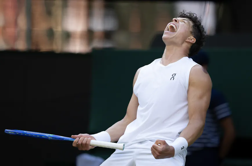 Jannik Sinner vs. Ben Shelton Prediction, Odds & Best Bet: Wimbledon 2025 Expert Picks