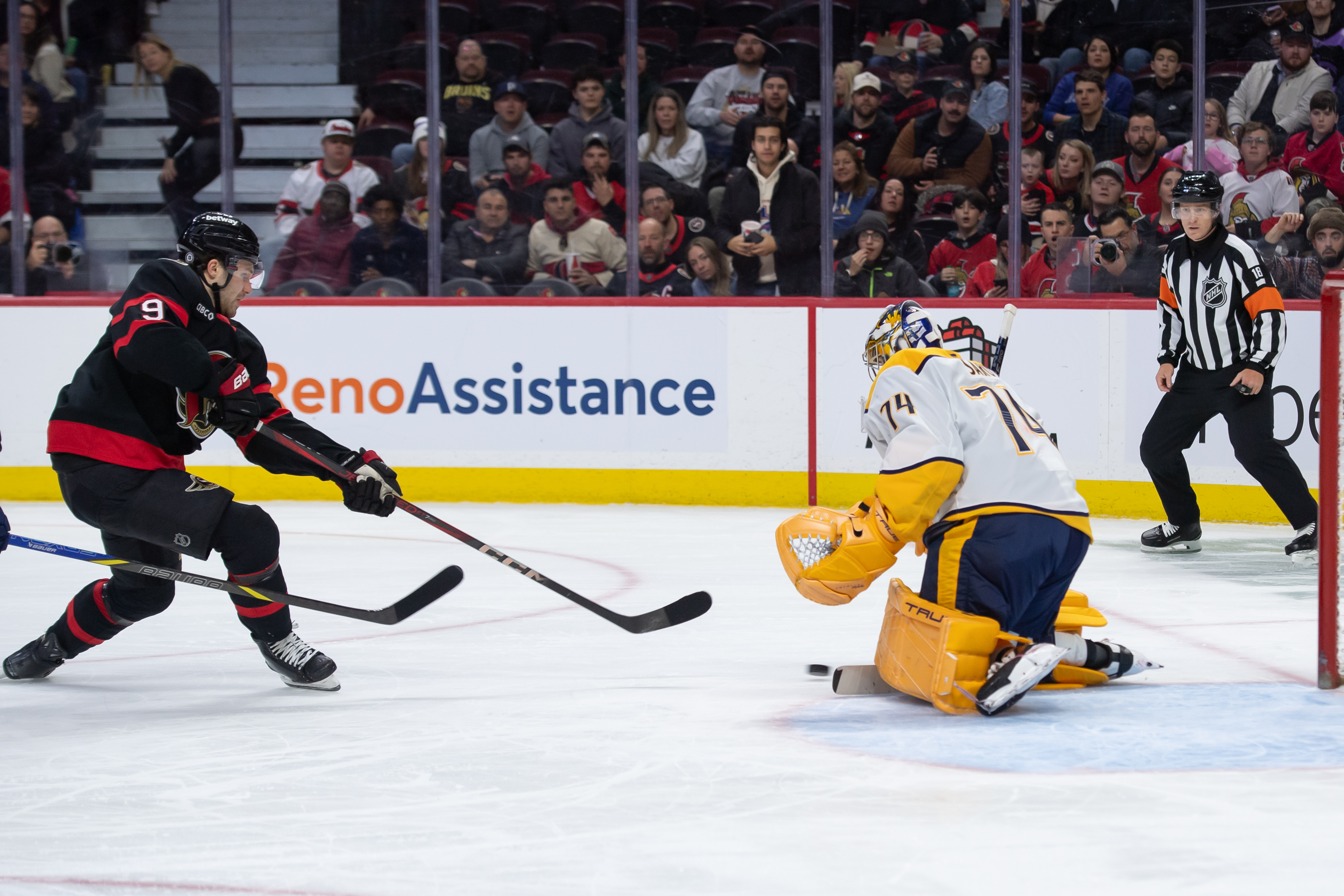 Senators vs. Flames Prediction, Picks & Odds for Tonight's NHL Game