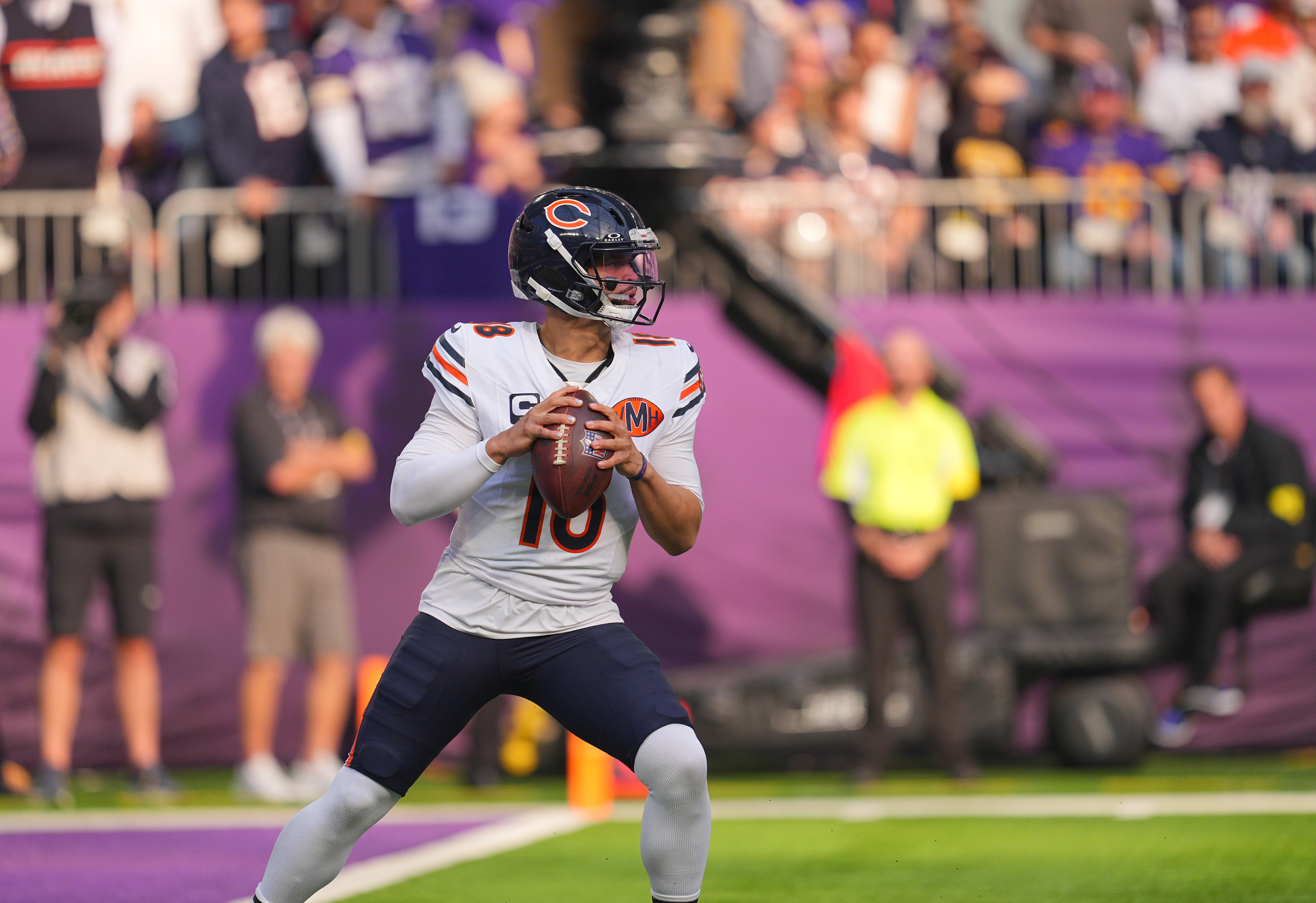 Bears vs. Eagles Prediction & Opening Odds for Black Friday: NFL Week 13