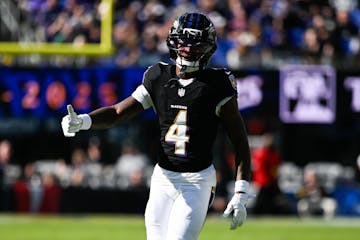 Anytime Touchdown Scorer Predictions for Thursday Night Football: Ravens vs. Dolphins TD Picks