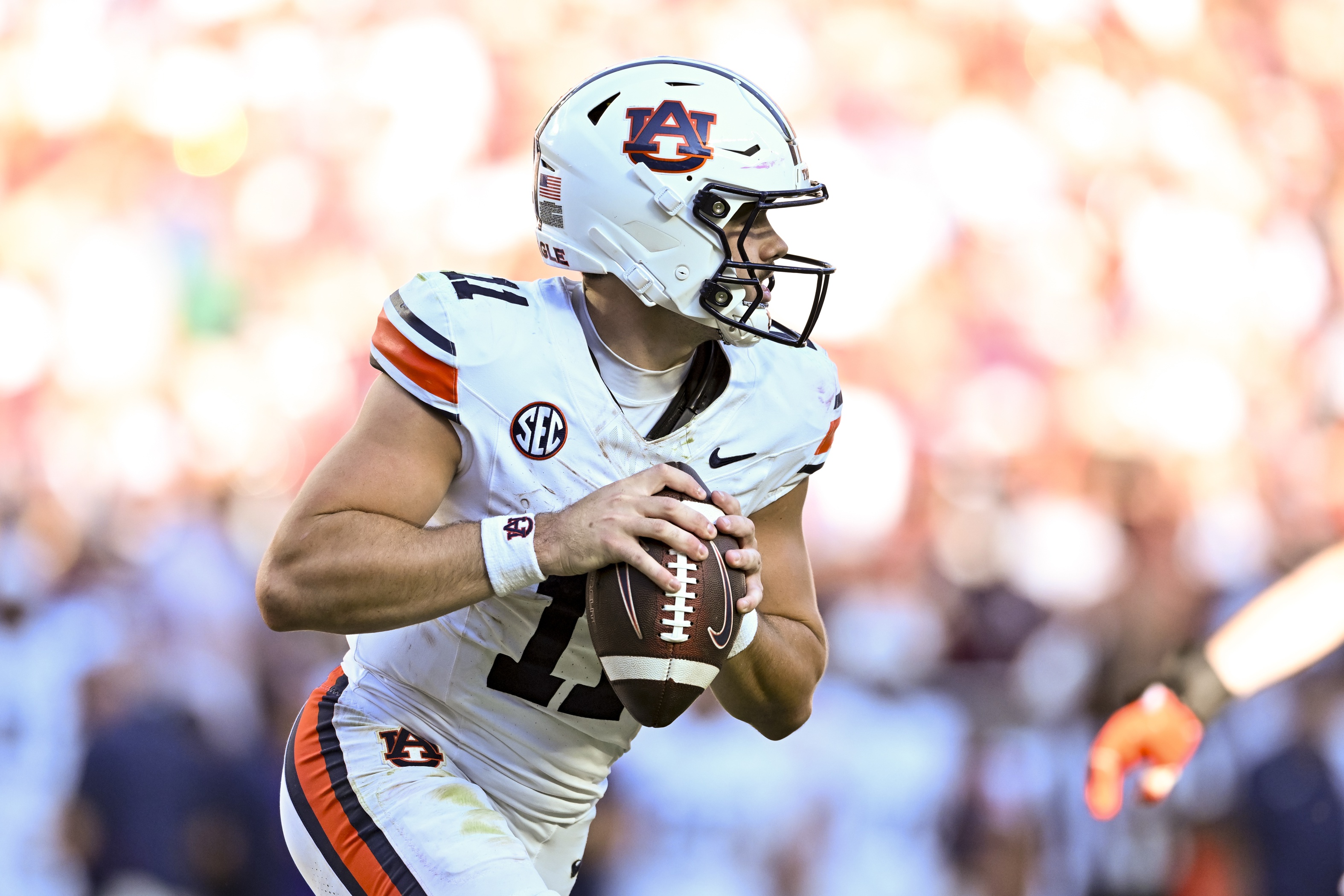 Georgia vs. Auburn Prediction, Picks & Odds: College Football Week 7