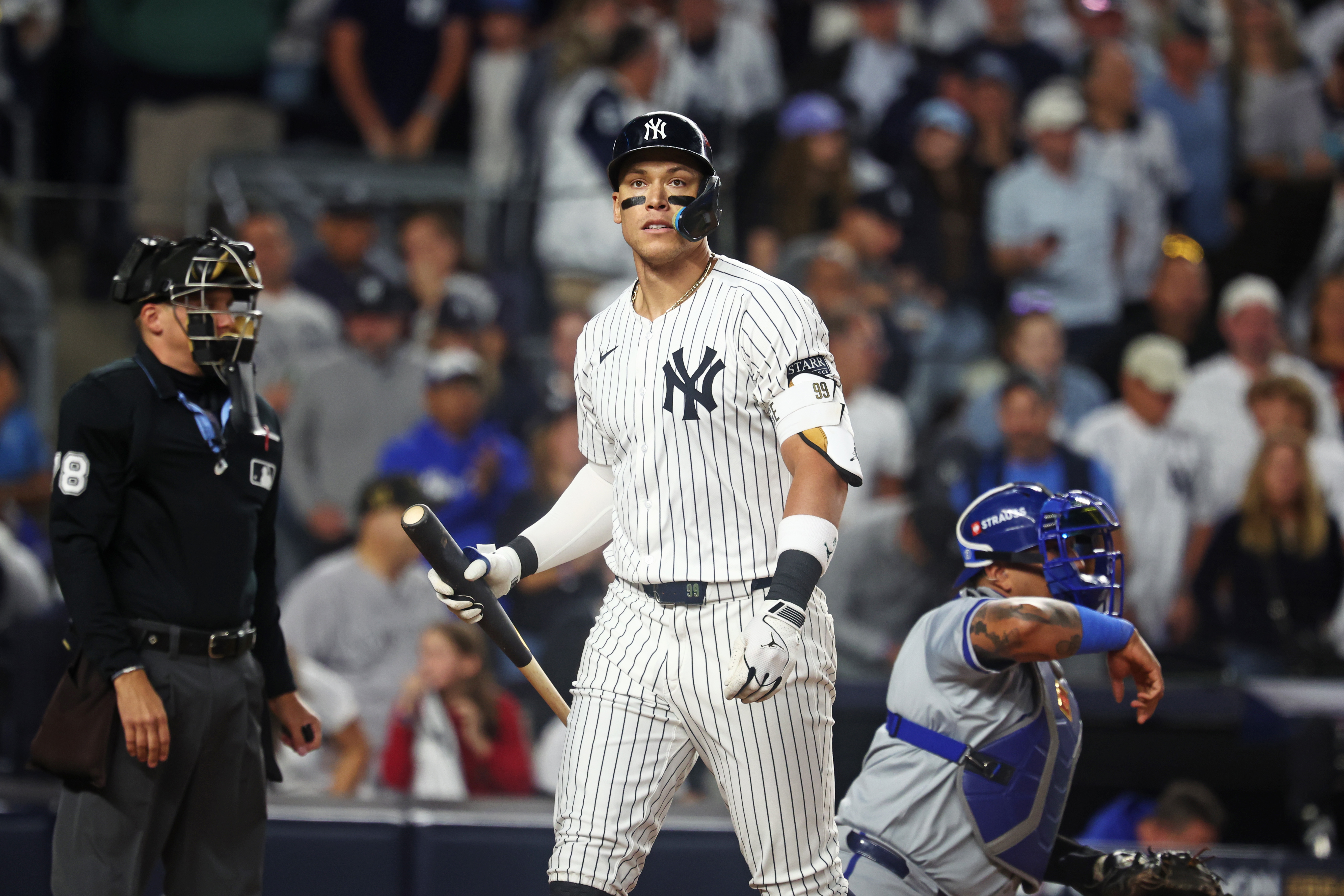 Royals vs. Yankees Prediction, Picks & Odds for Today's ALDS Game 2