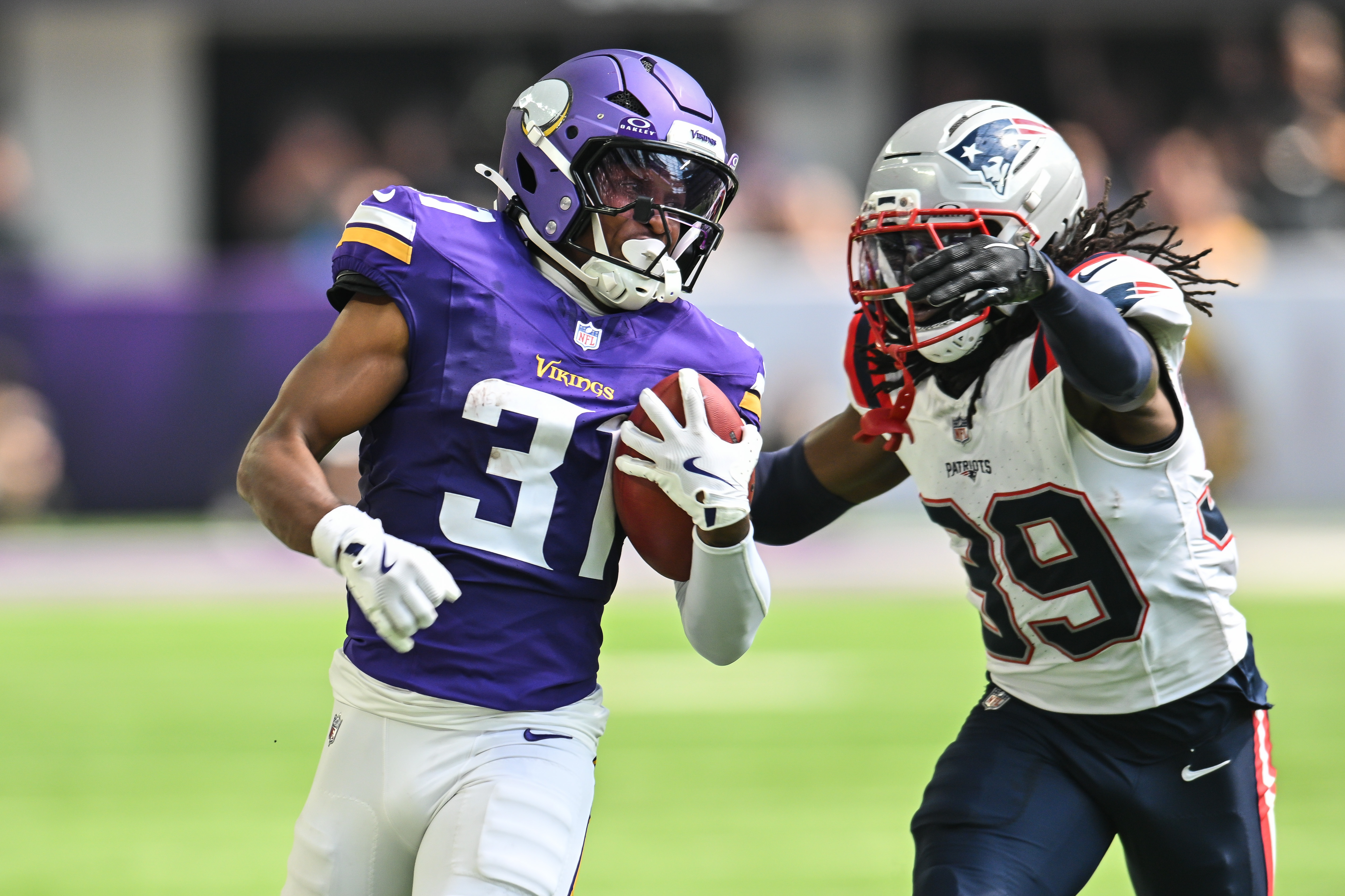 First Touchdown Scorer Predictions for Sunday Night Football Week 2: Falcons vs. Vikings