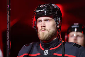 🏒  Hurricanes vs. Golden Knights Prediction & Odds: Tonight's Game 3 NHL Picks