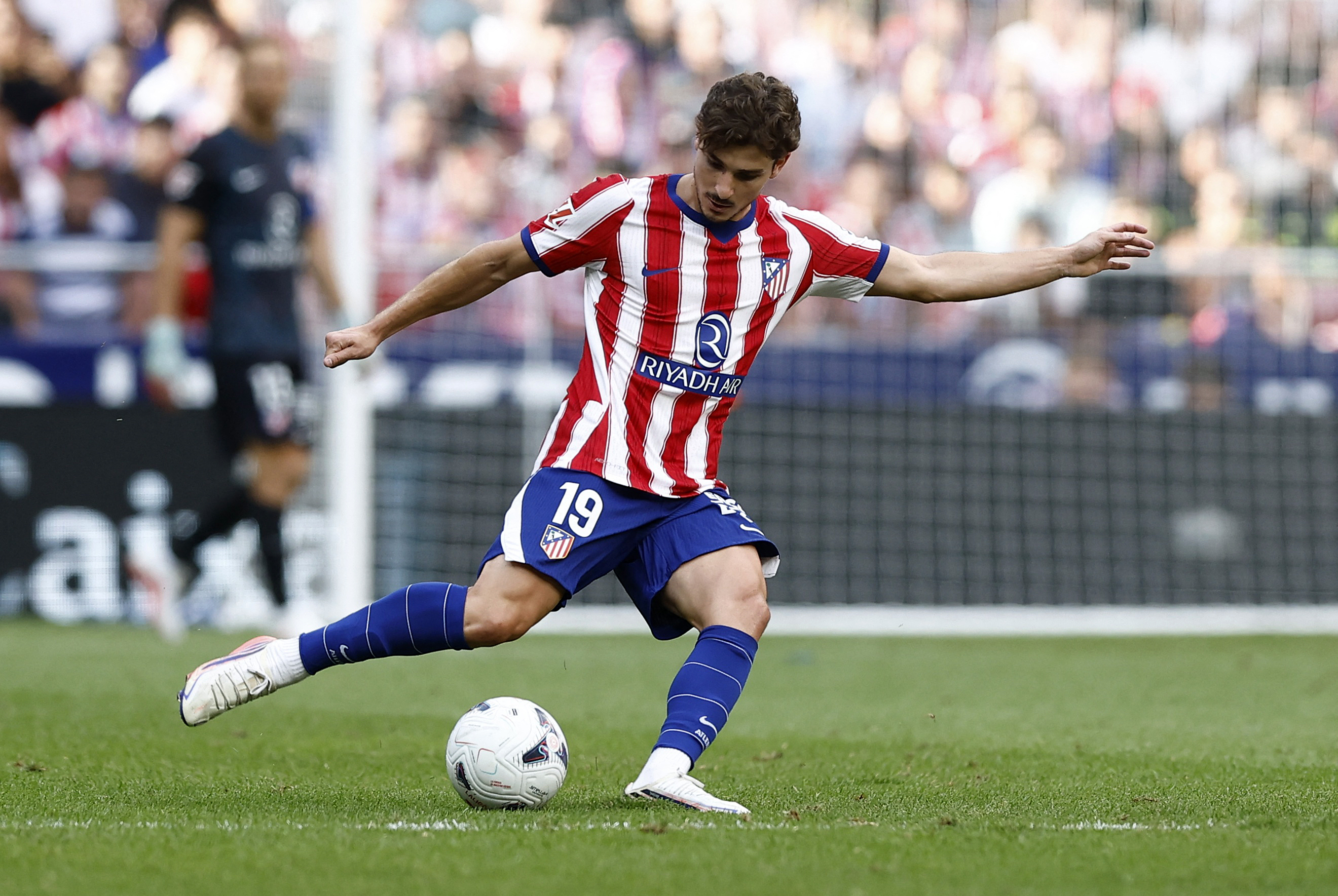 Atletico Madrid's Julian Alvarez in action as we make our best Atletico Madrid vs. Manchester United prediction