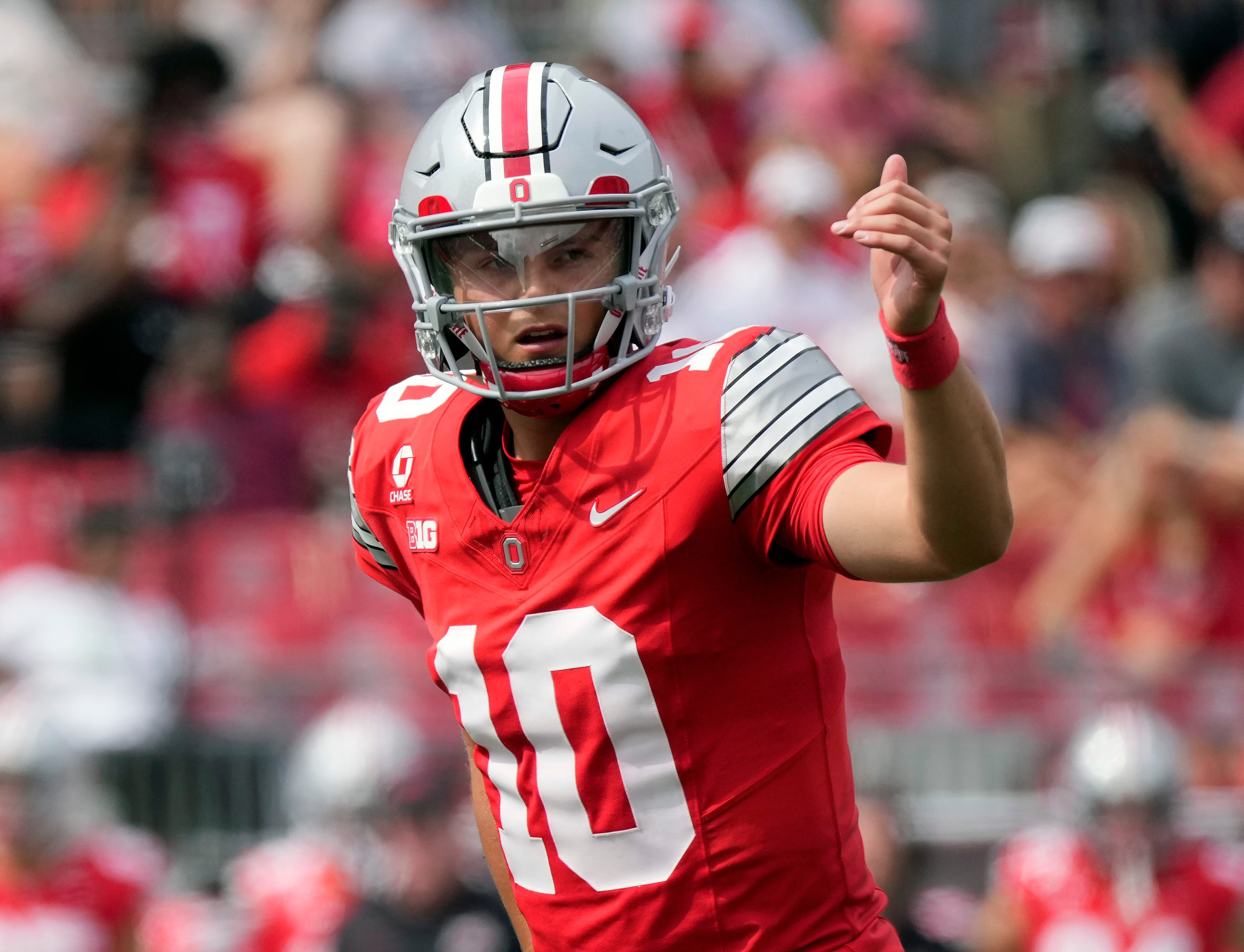 Pictured: Ohio State quarterback Julian Sayin has the Buckeyes atop the college football national championship odds. 