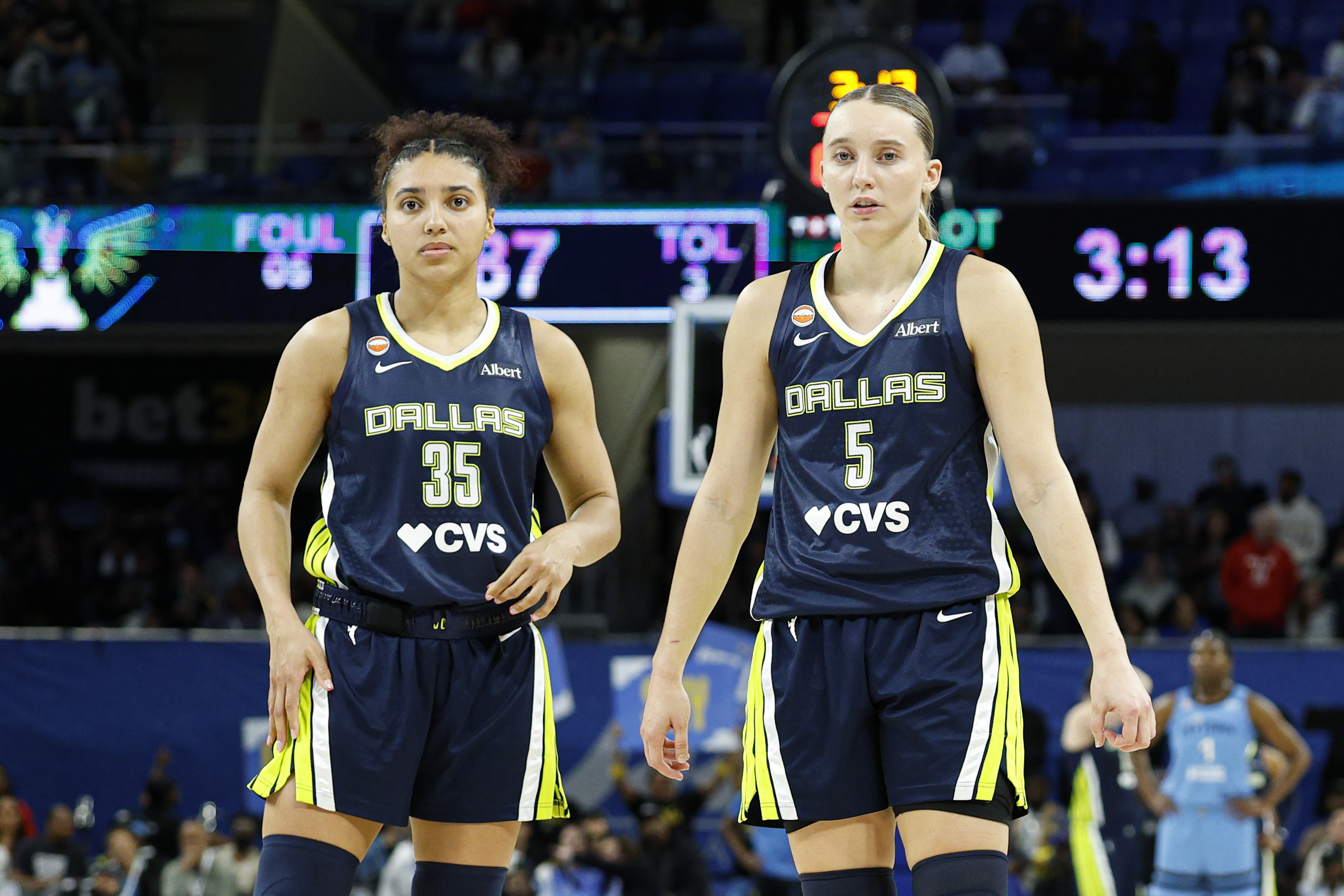 Paige Bueckers and Azzi Fudd are key to our Wings vs. Dream prediction.