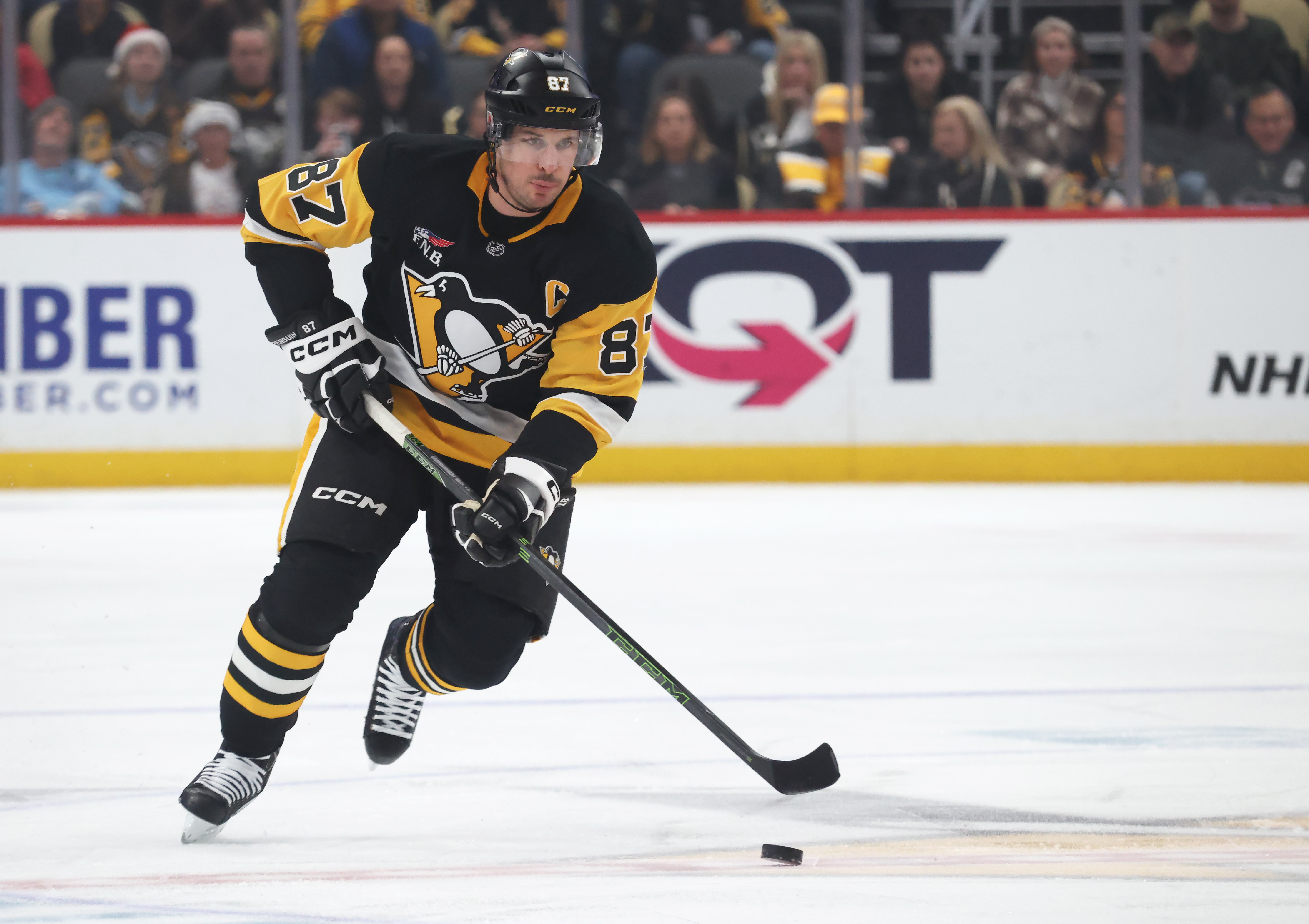 Pittsburgh Penguins center Sidney Crosby (87) skates with the puck as we offer our NHL props tonight.