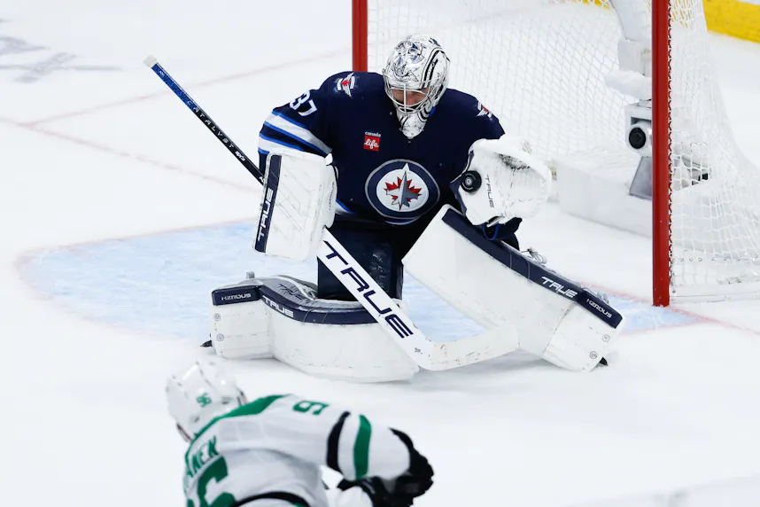 Vezina Trophy Odds 2025: Hellebuyck Wins Vezina Again, Vasilevskiy Finishes Second