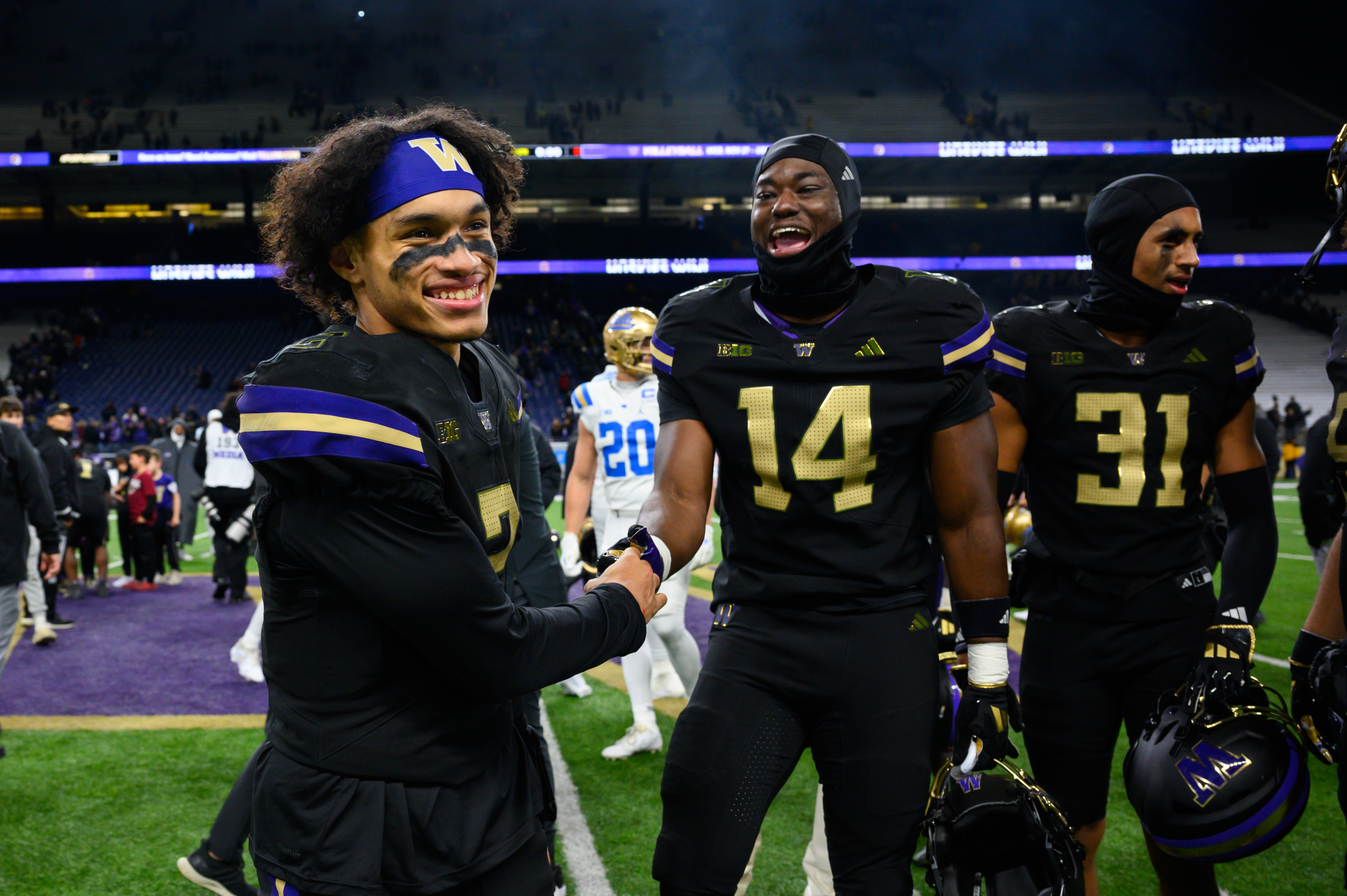 Louisville vs. Washington Prediction & Picks Today: Sun Bowl Odds