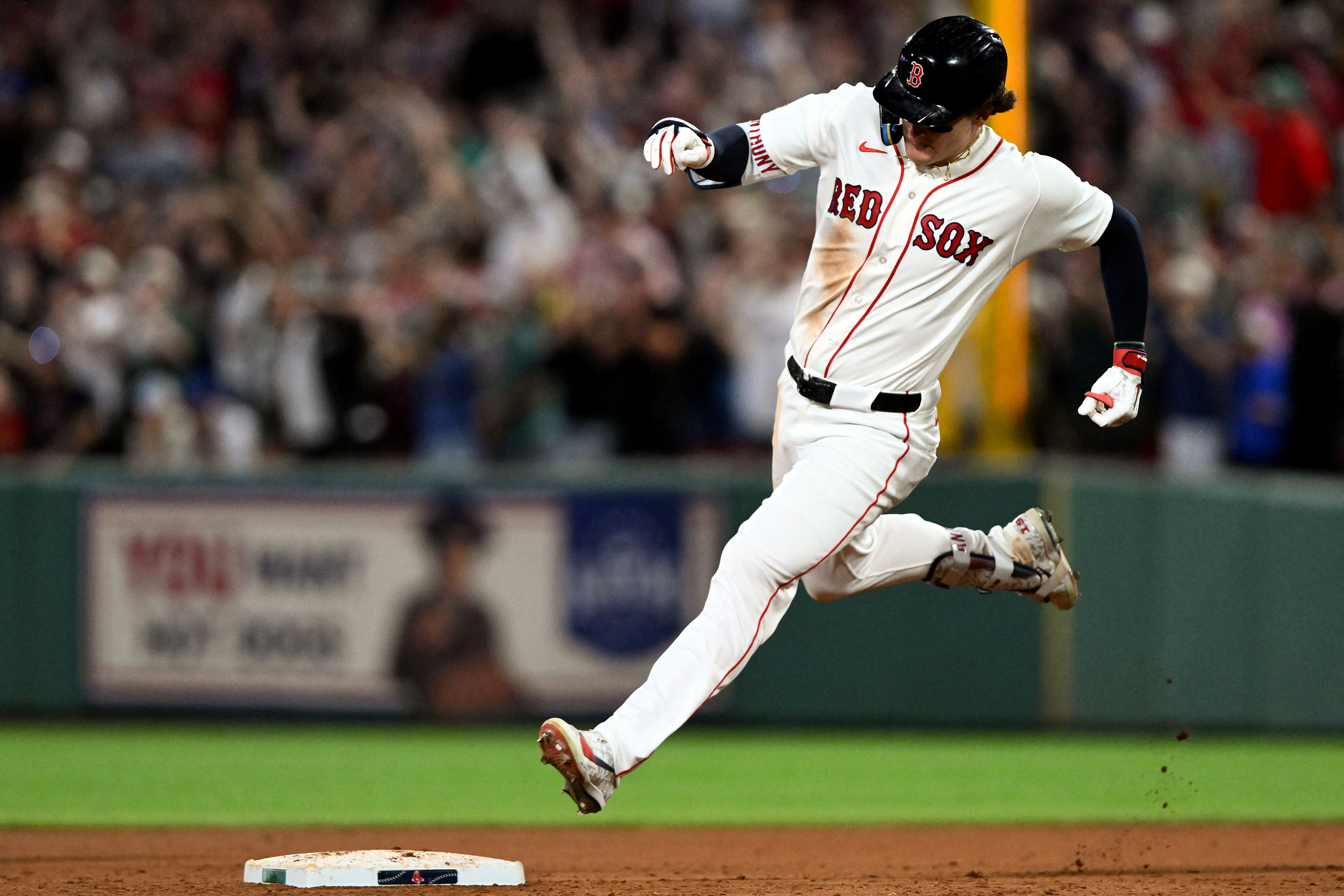 Boston Red Sox designated hitter Roman Anthony runs as we make our best Mariners vs. Red Sox prediction.