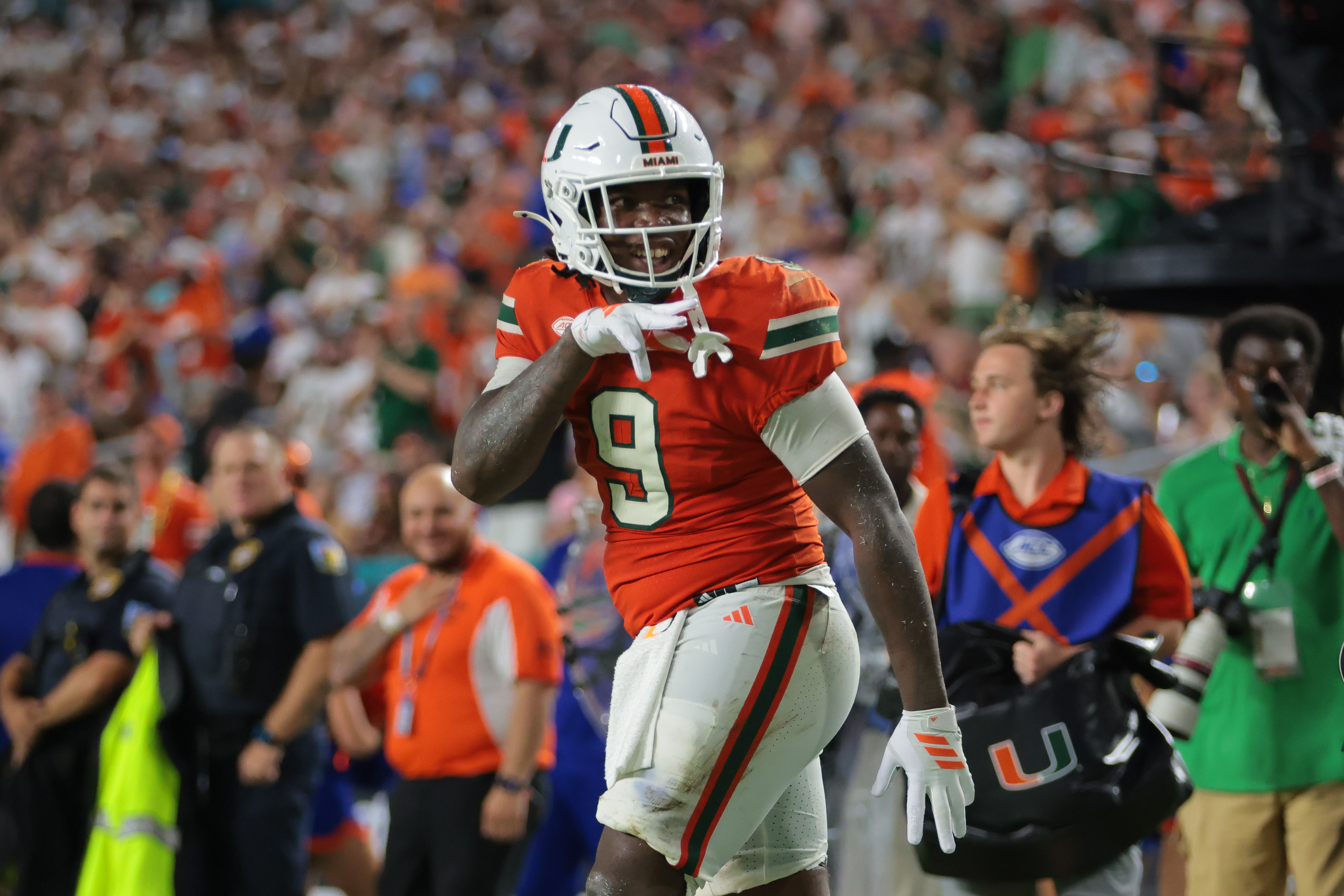 Miami vs. Florida State Prediction Tonight: Latest CFB Week 6 Odds, Expert Picks