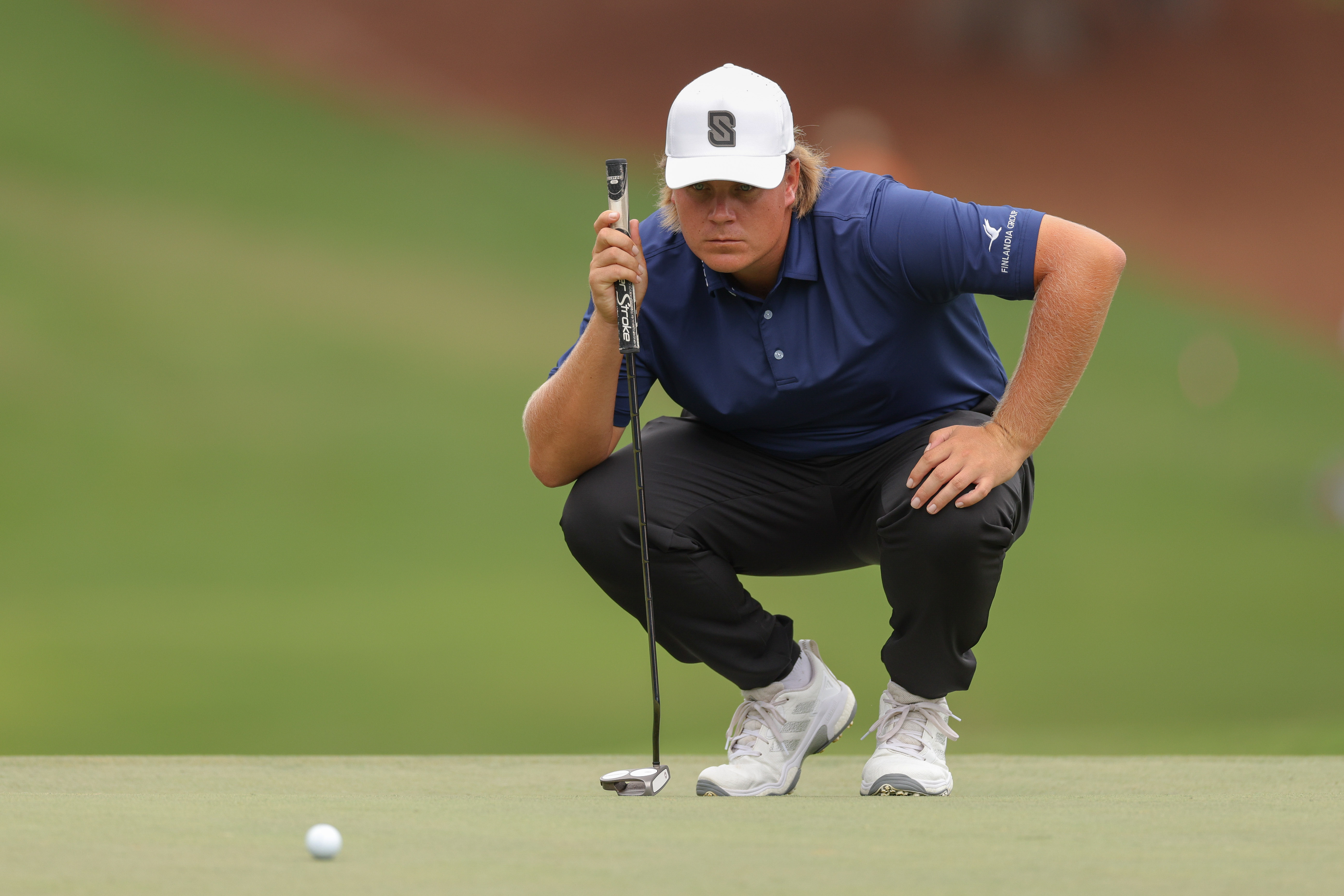 Sami Valimaki prepares to putt as we offer our American Express cheat sheet and expert picks