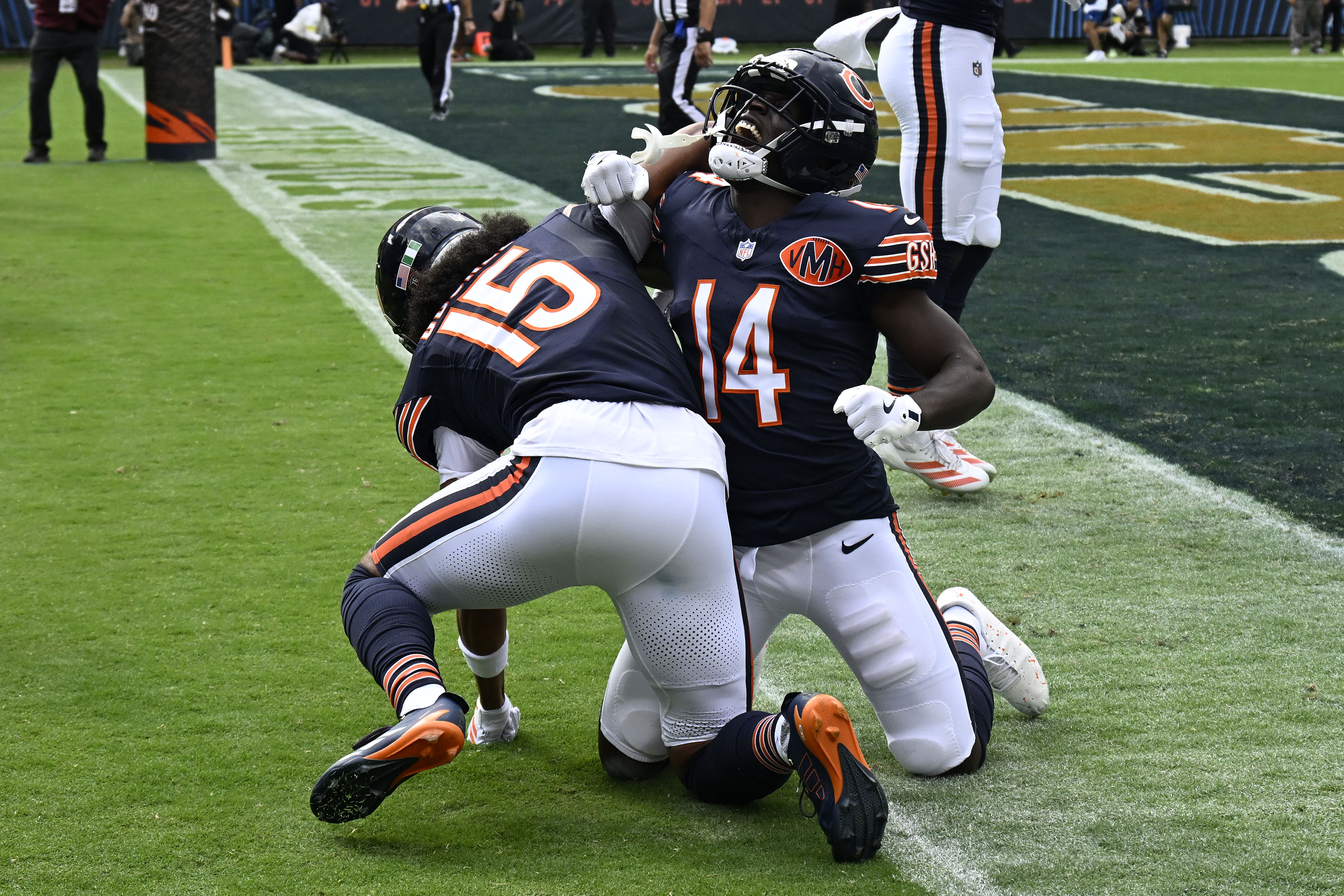 Bears vs. Commanders Prediction: Monday Night Football Picks & MNF Odds