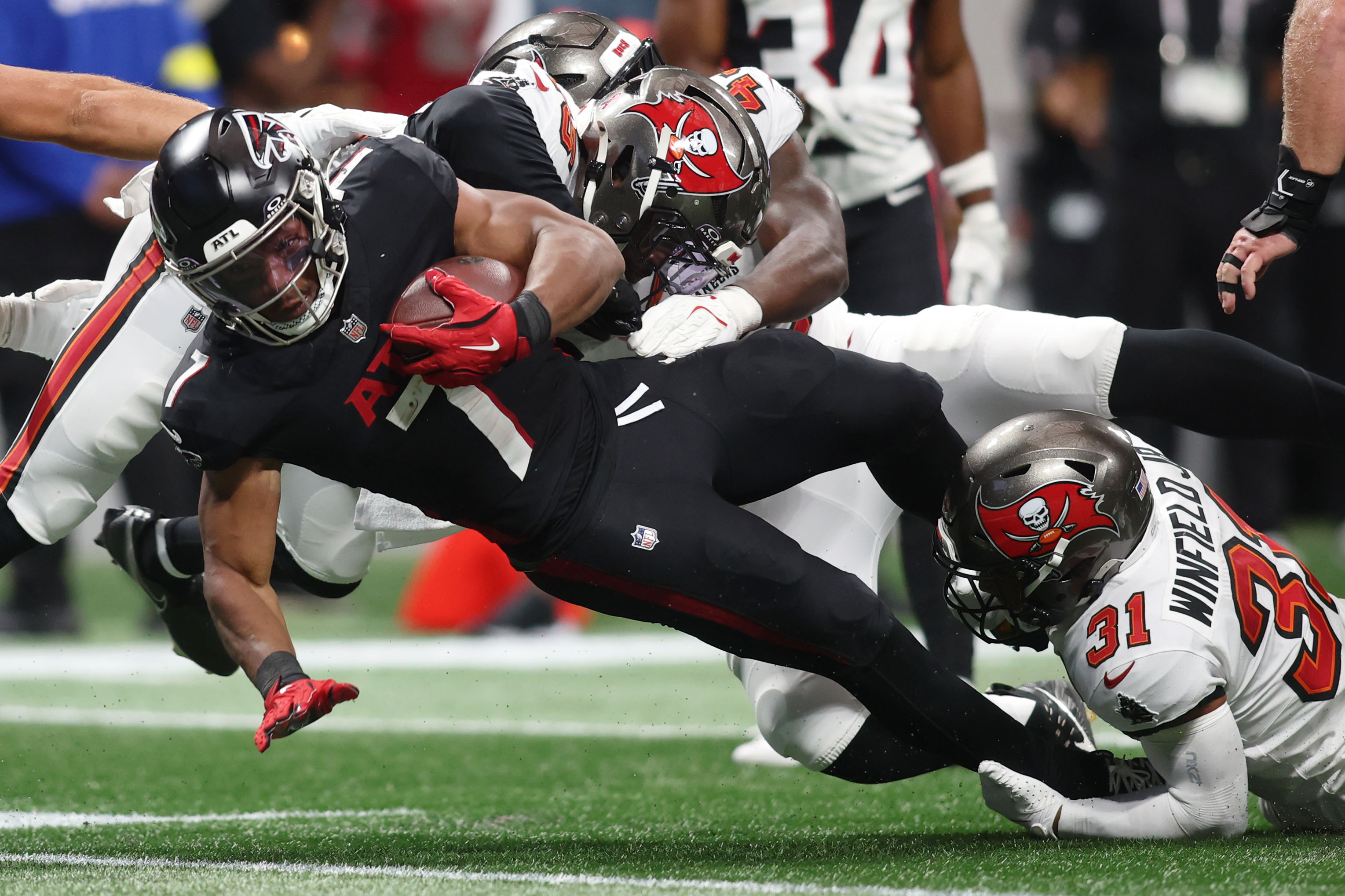 First Touchdown Scorer Predictions for Sunday Night Football Week 2: Falcons vs. Vikings