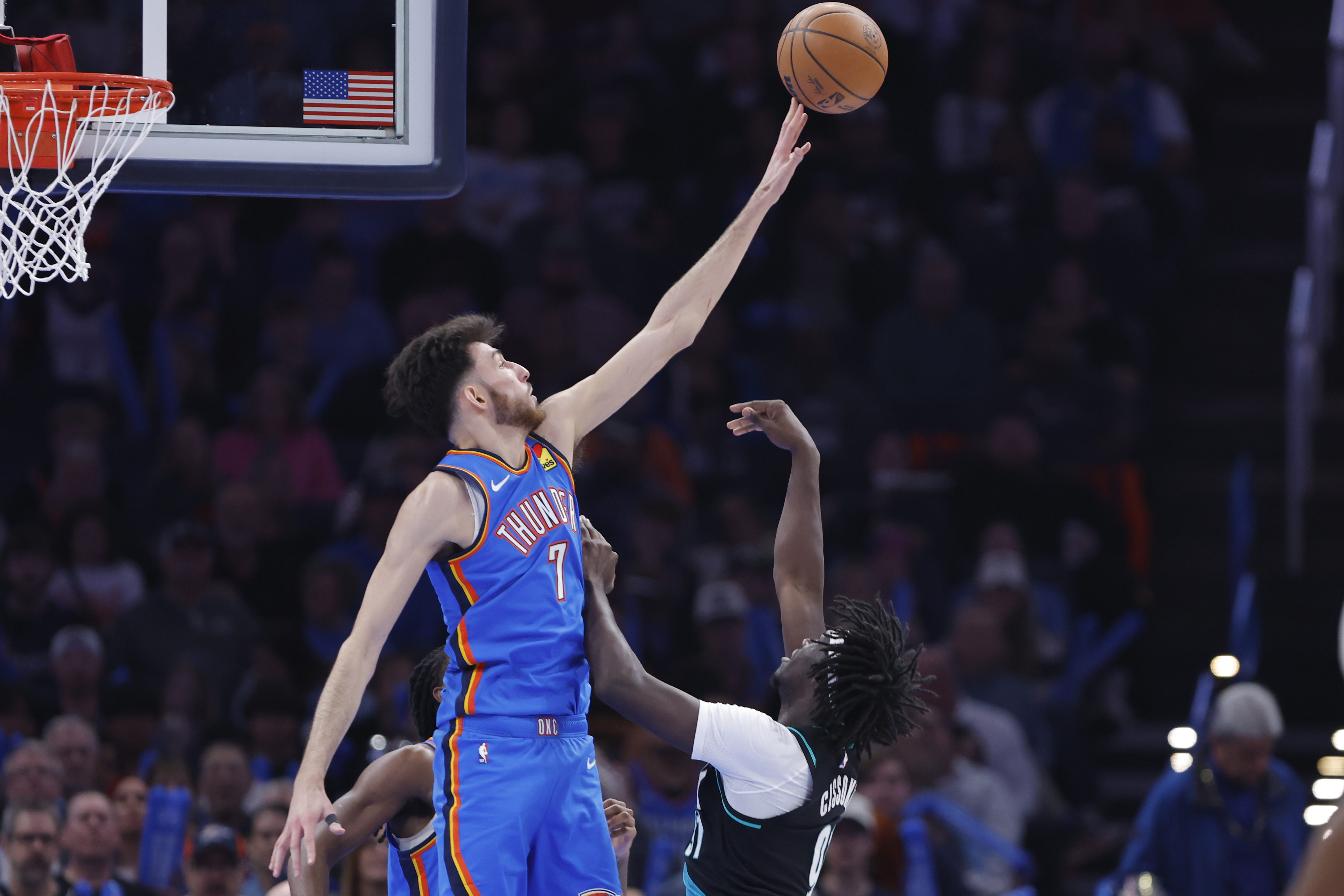 Oklahoma City Thunder center Chet Holmgren (7) blocks a shot as we break down the NBA Defensive Player of the Year odds.