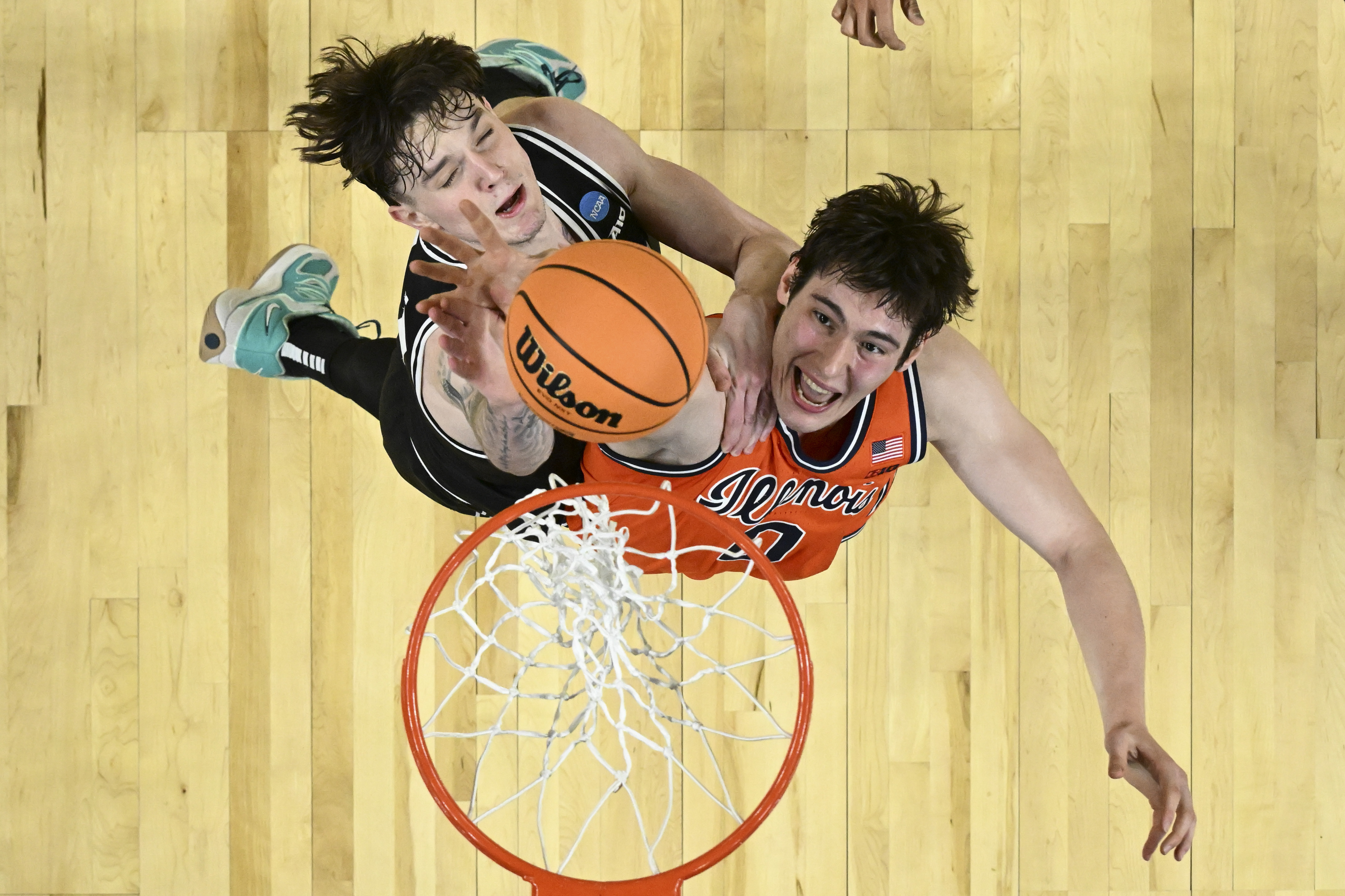 Lazar Djokovic and David Mirkovic for the rebound as we offer our Illinois vs. Houston prediction. 