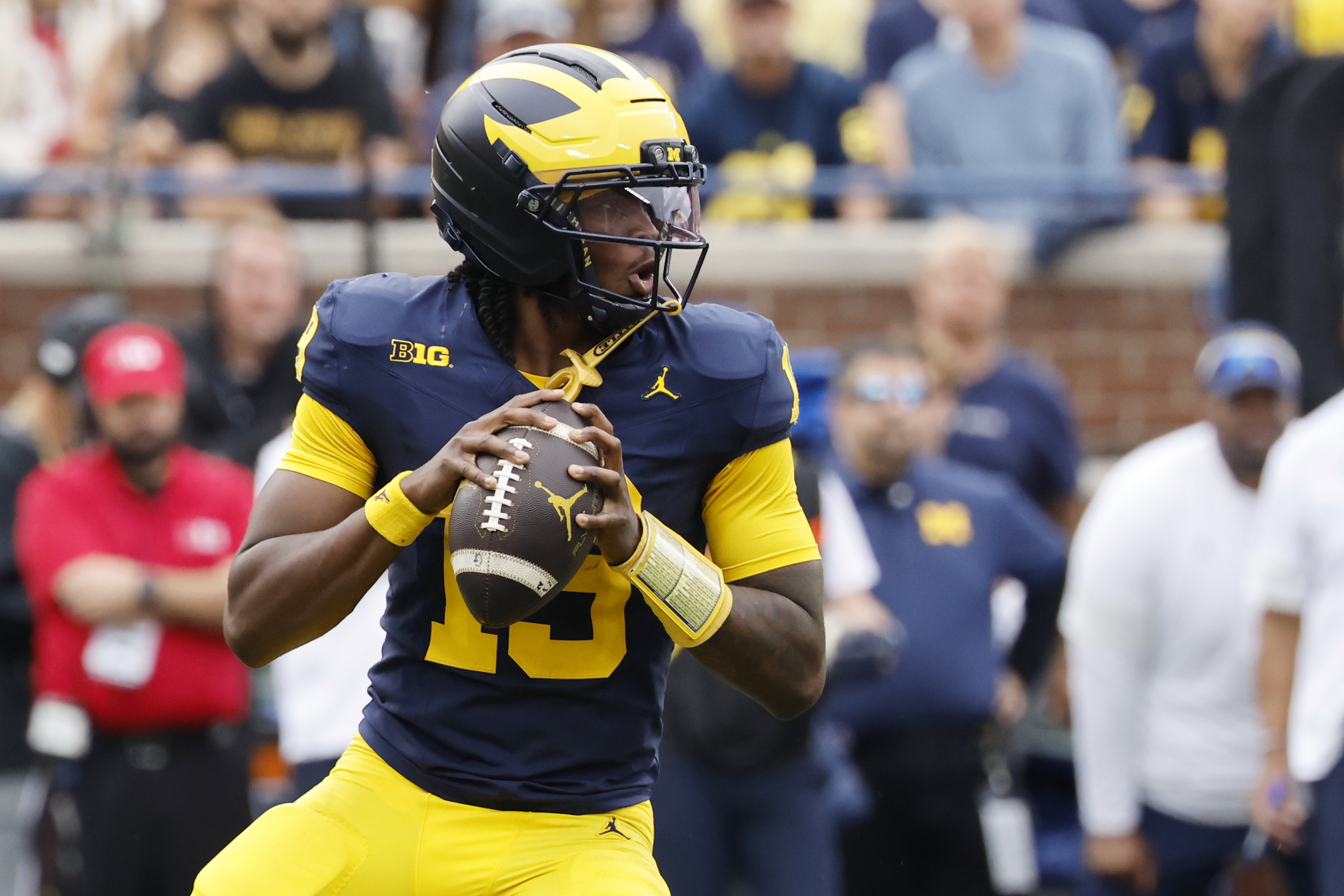 Wisconsin vs. Michigan Prediction: Early Picks for College Football Week 6