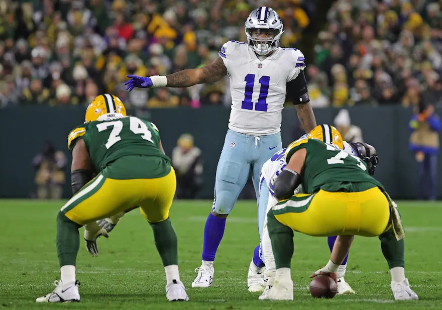 Micah Parsons of the Dallas Cowboys anticipates a play during a game against the Green Bay Packers at Lambeau Field on November 13, 2022 in Green Bay, Wisconsin. The Packers defeated the Cowboys 31-28 in overtime.