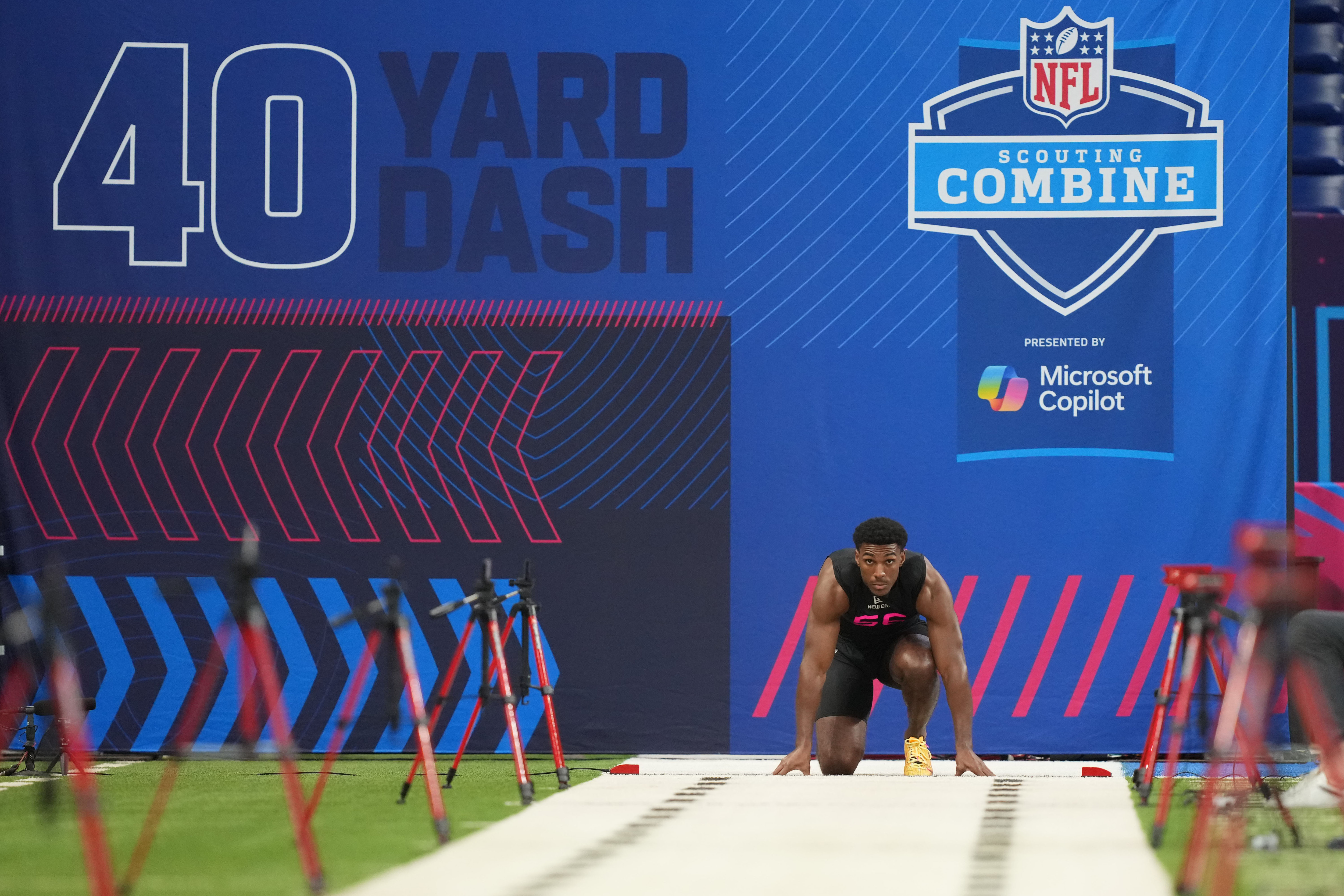 The 40-yard dash at last year's NFL Scouting Combine, as we break down our NFL combine betting guide for this year's event.