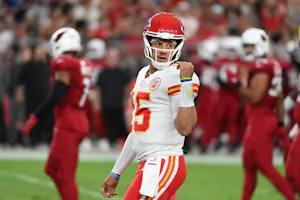 Kansas City Chiefs vs. Tennessee Titans Prediction, Pick, and Odds: Will  Patrick Mahomes Light Up SNF?