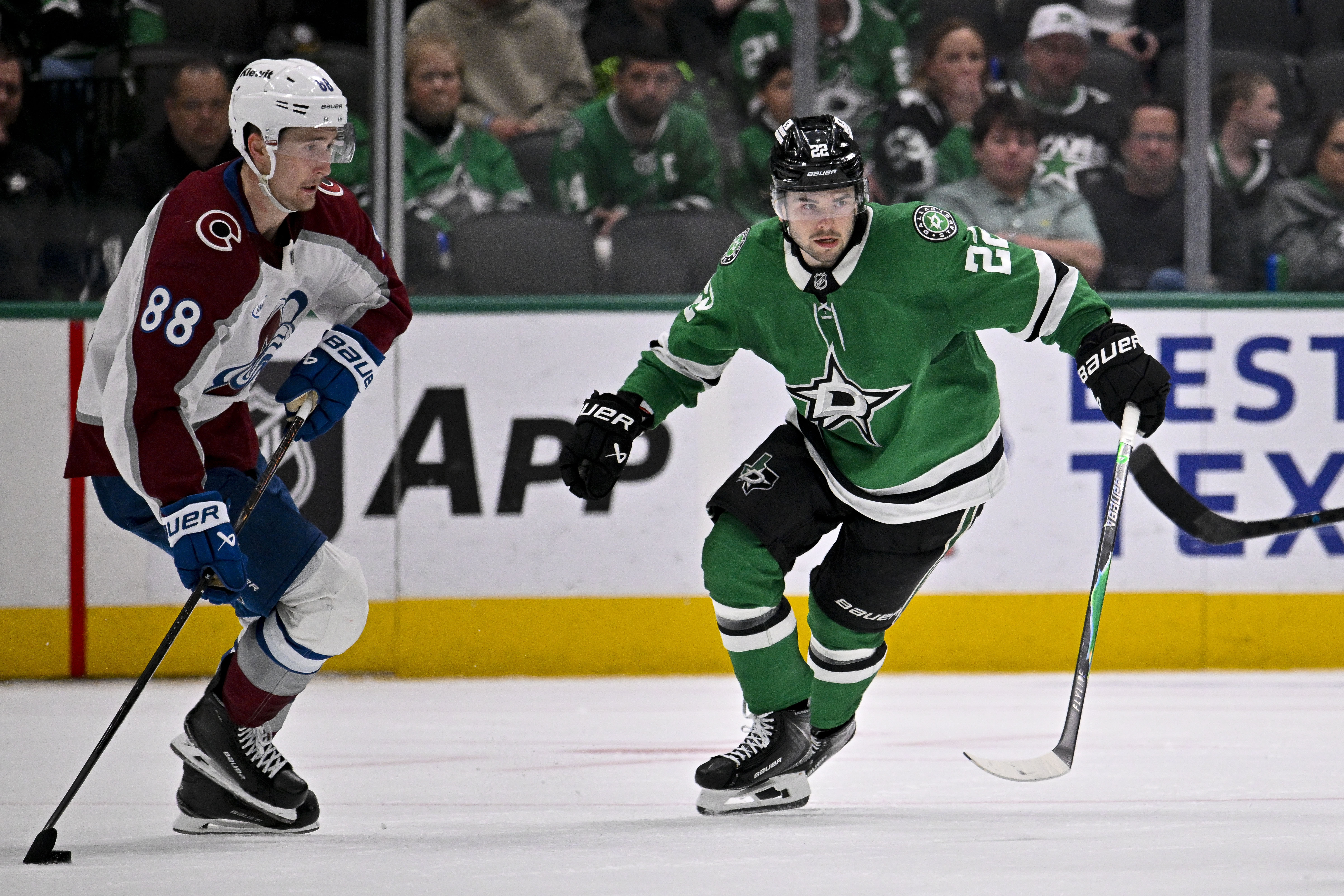 Martin Necas in action as we provide our Penguins vs. Avalanche prediction and odds.