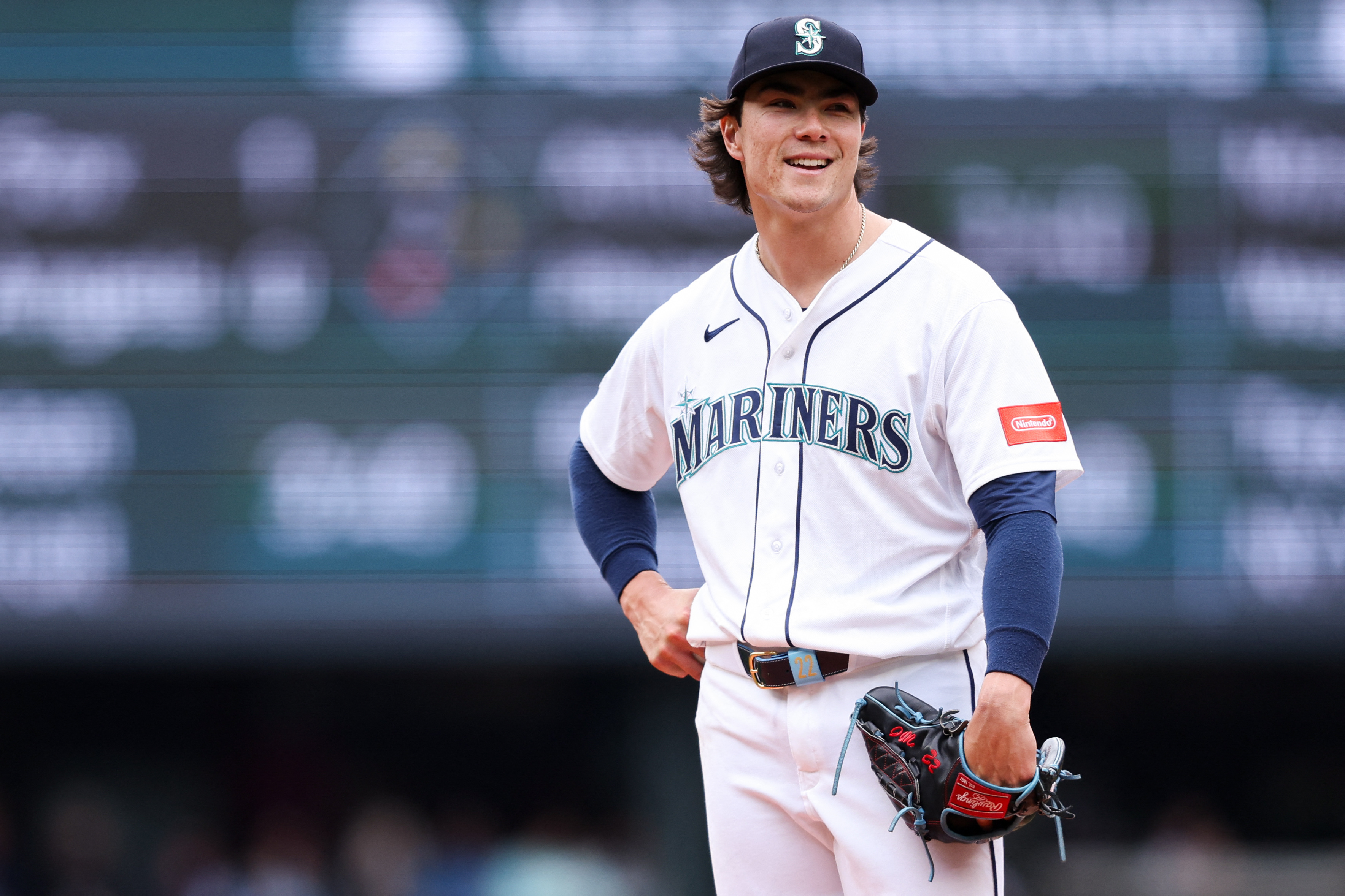 Seattle Mariners starting pitcher Bryan Woo (22) reacts as we break down our White Sox vs. Mariners prediction & picks.