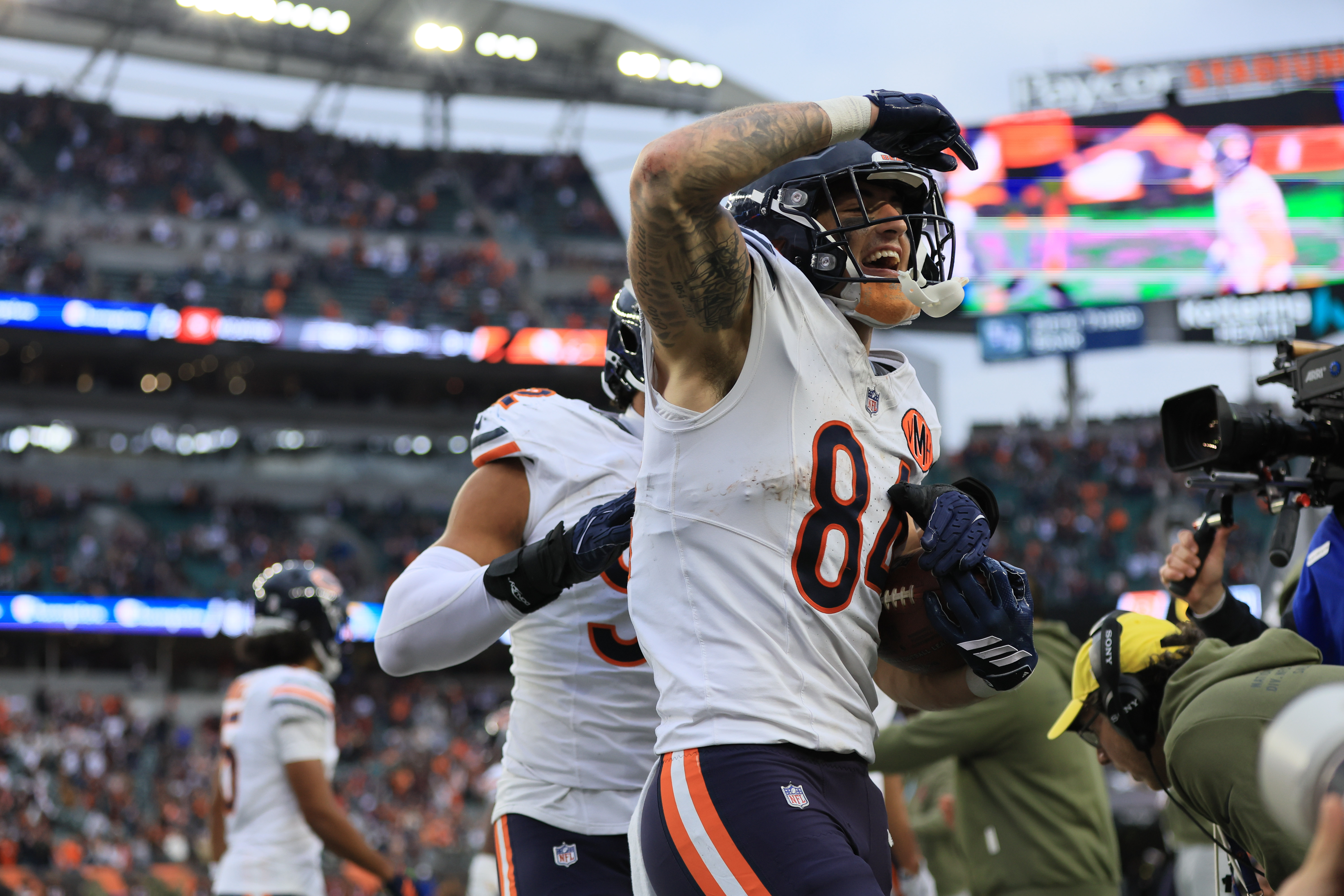 Chicago Bears tight end Colston Loveland (84), seen here celebrating after scoring a touchdown, leads our Packers vs. Bears player props and TD picks.