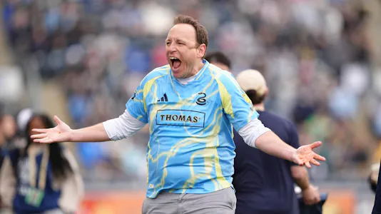 Nathan's Hot Dog Eating Contest Odds, Expert Picks & Predictions 2025: Chestnut Favored on July 4