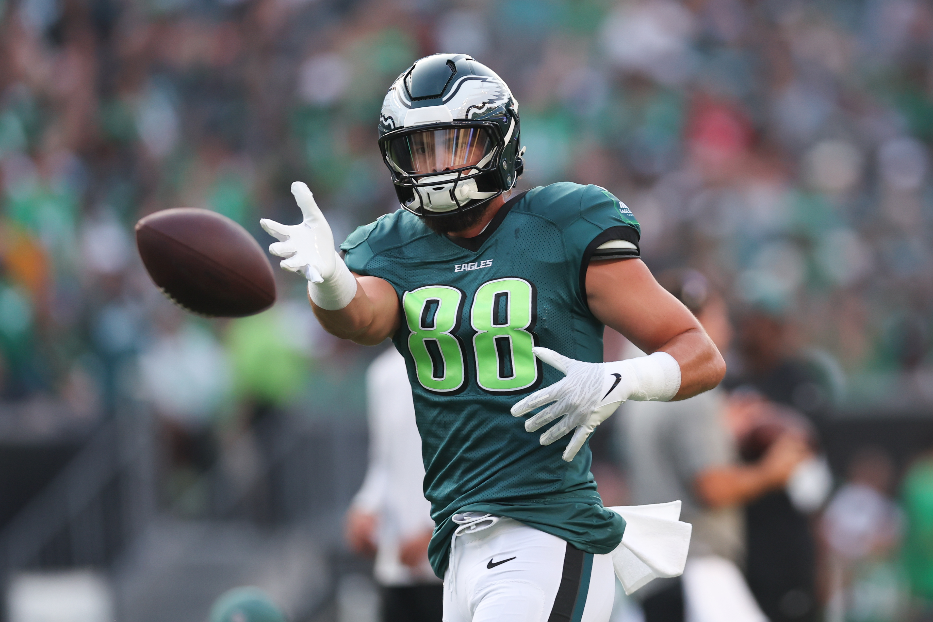 Philadelphia Eagles tight end Dallas Goedert catches the ball as we offer our bet365 bonus code for MNF