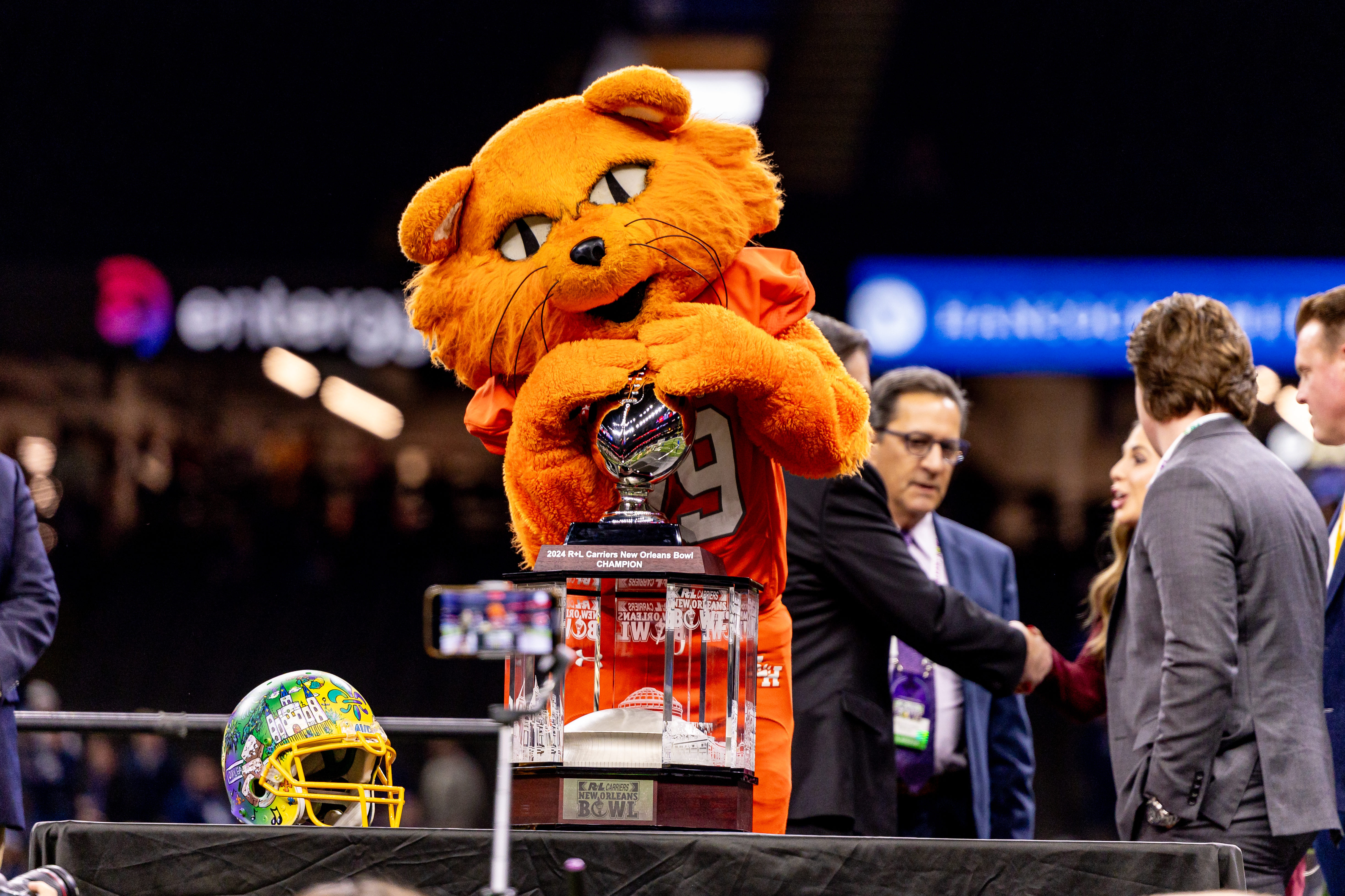 Sam Houston vs. Western Kentucky Early Odds, Picks & Prediction for Week 0: Aug. 23